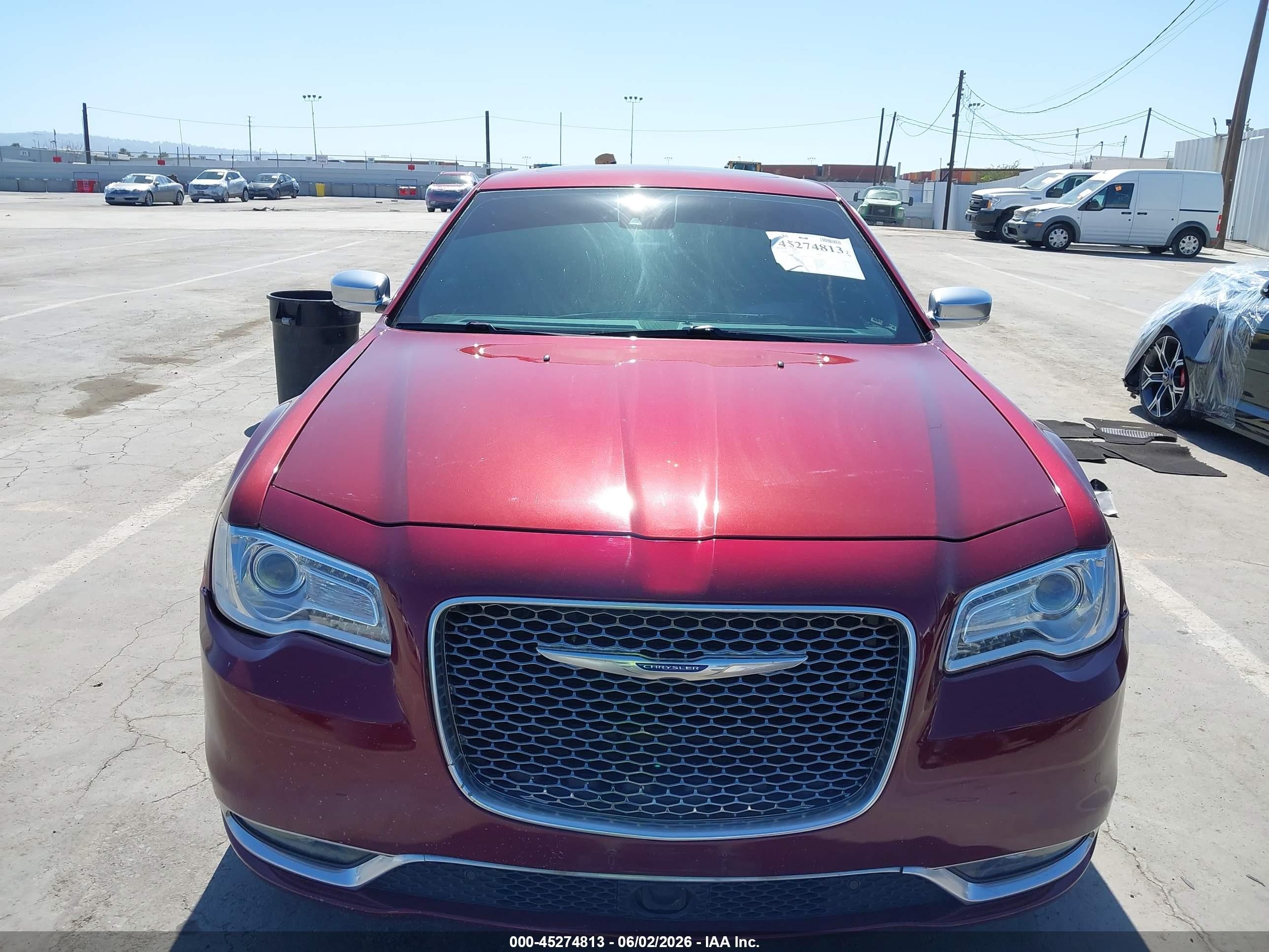 2015 Chrysler 300c Platinum Burgundy vin: 2C3CCAPG8FH830537