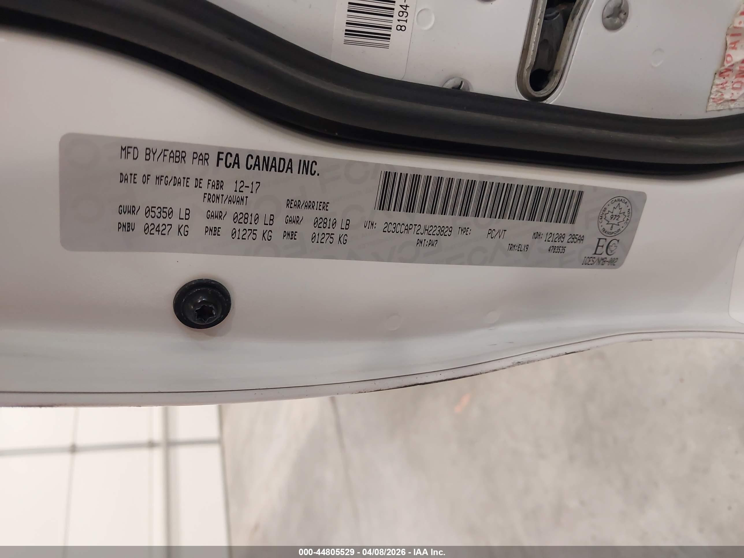 2018 Chrysler 300 C White vin: 2C3CCAPT2JH223829
