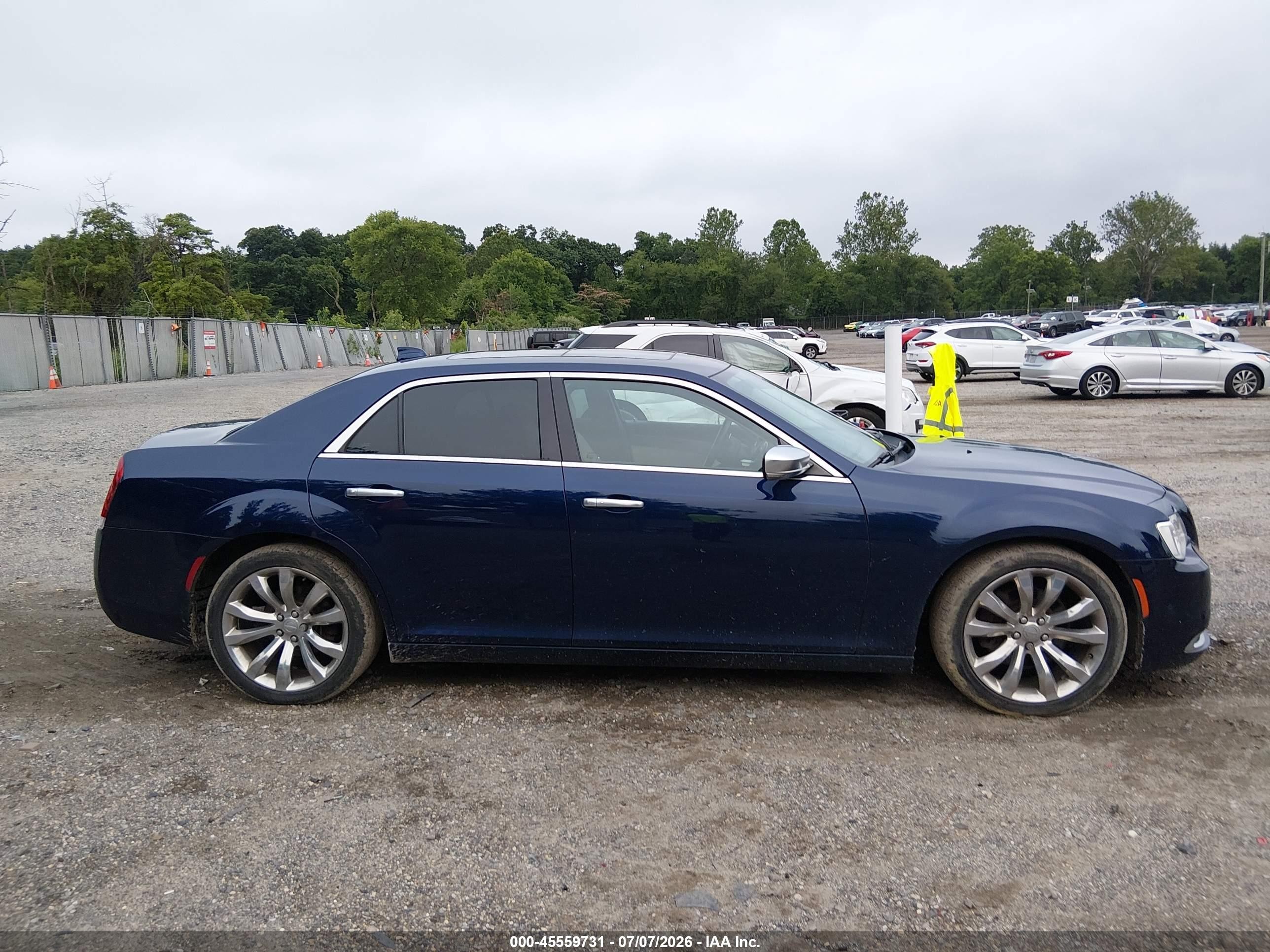 2015 Chrysler 300c Platinum Blue vin: 2C3CCAPT3FH809432