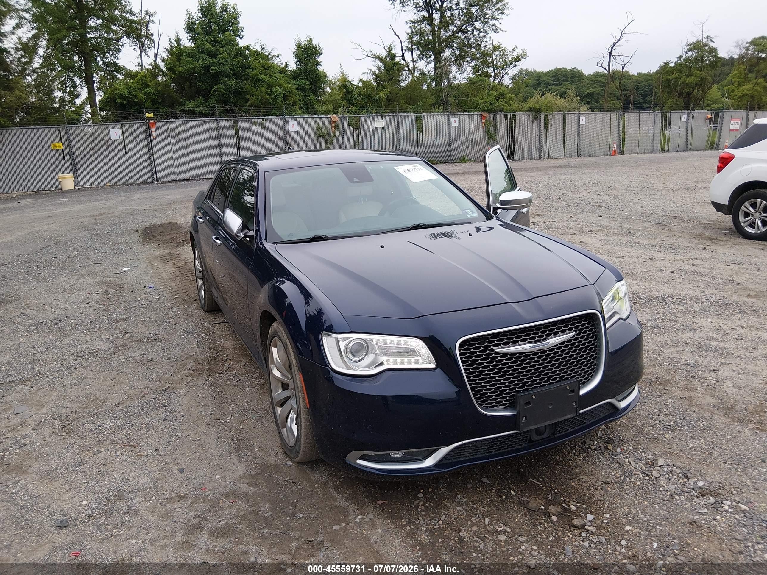 2015 Chrysler 300c Platinum Blue vin: 2C3CCAPT3FH809432