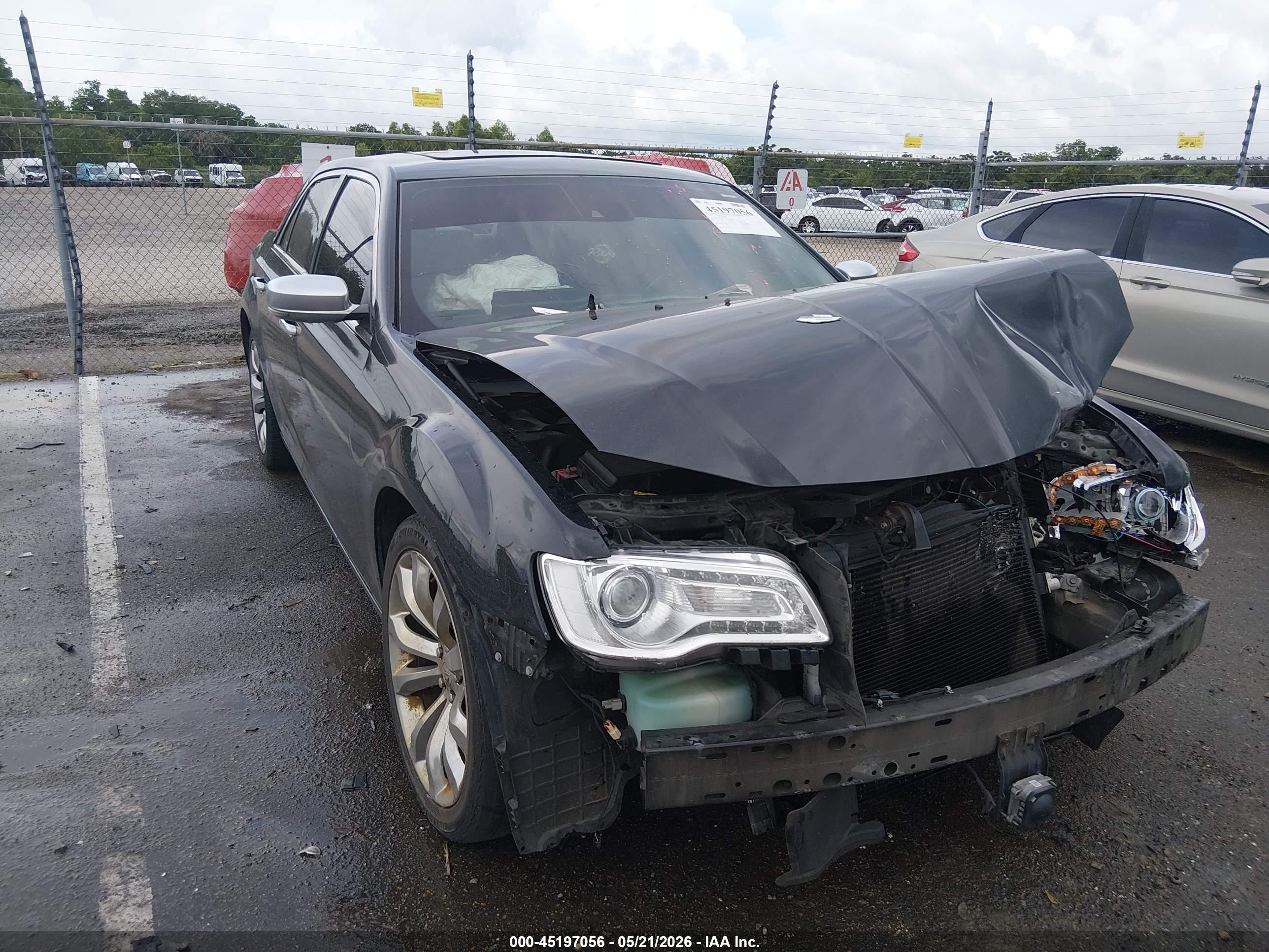 2015 Chrysler 300c Platinum Black vin: 2C3CCAPT3FH881957