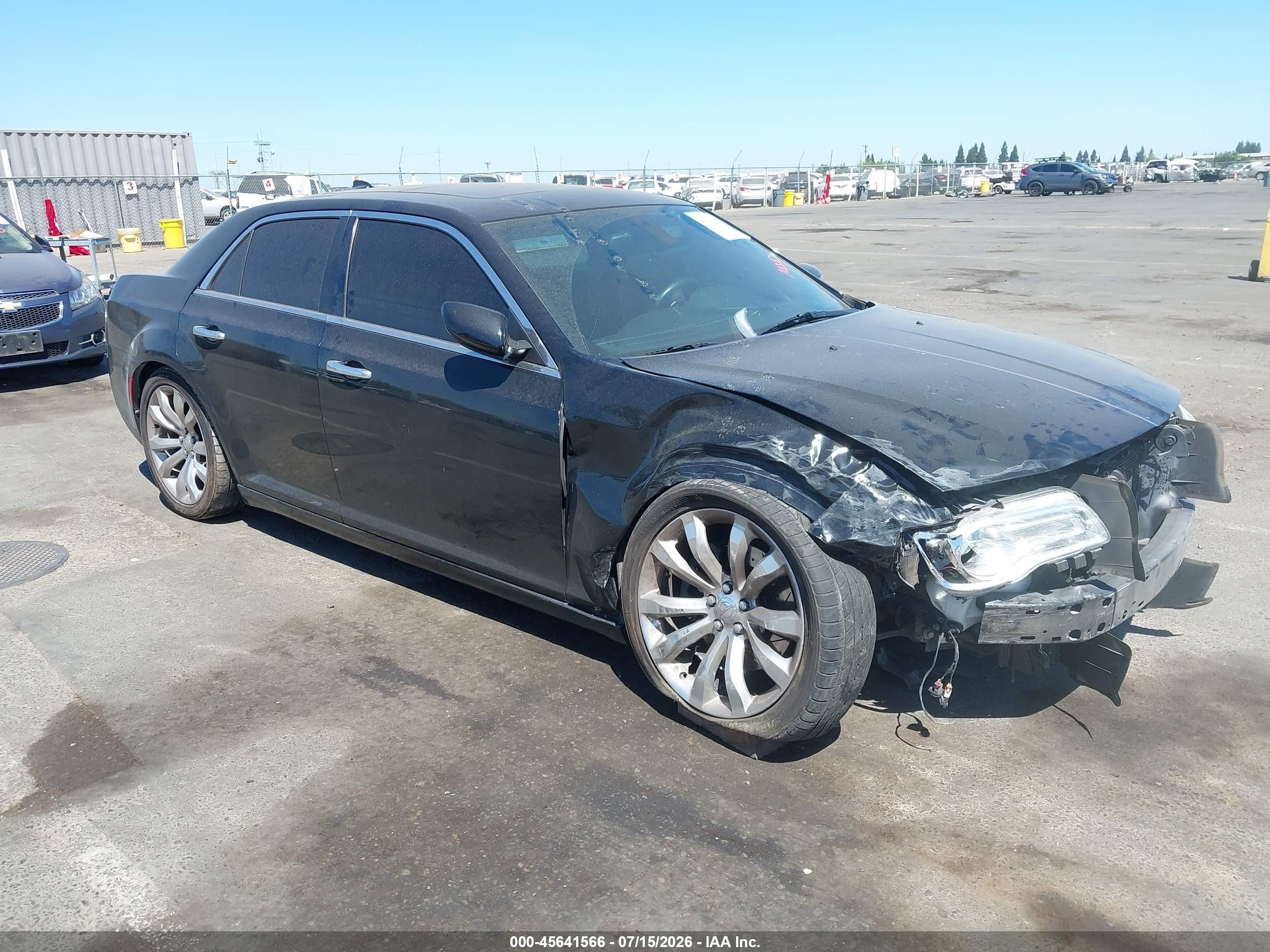 2015 Chrysler 300c Platinum Black vin: 2C3CCAPT5FH743627
