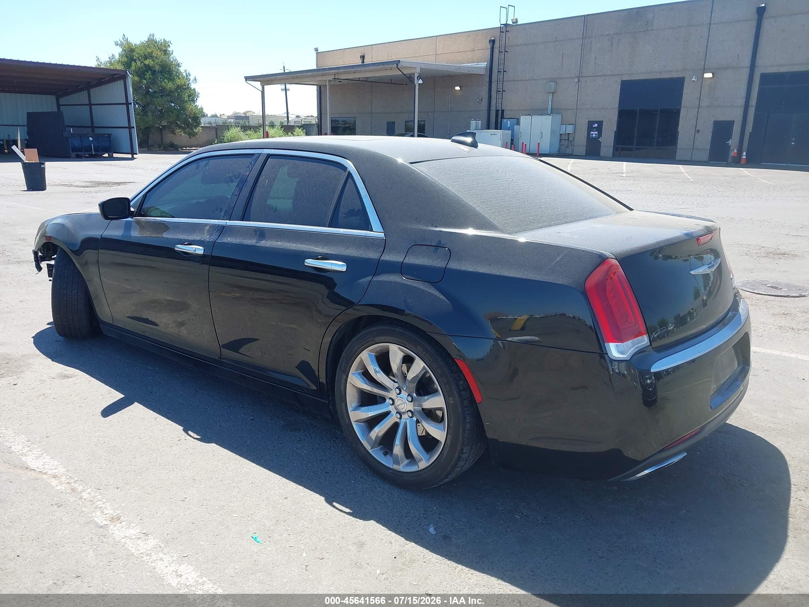 2015 Chrysler 300c Platinum Black vin: 2C3CCAPT5FH743627