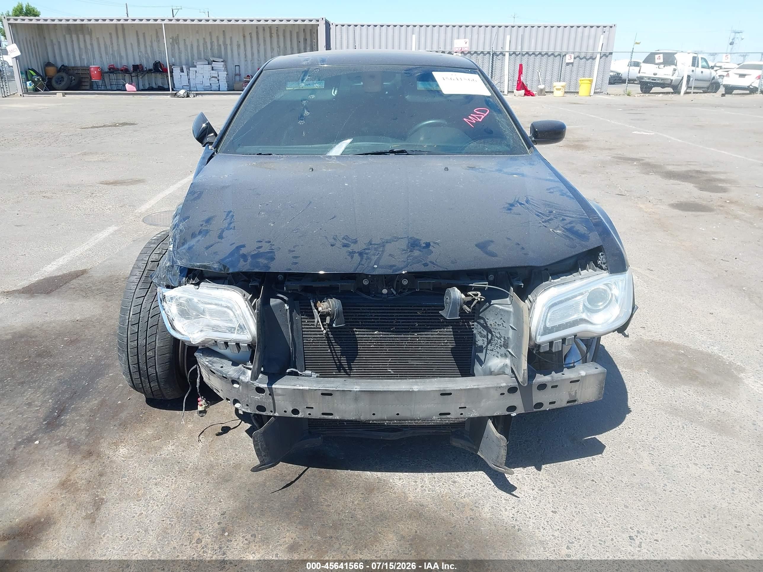 2015 Chrysler 300c Platinum Black vin: 2C3CCAPT5FH743627