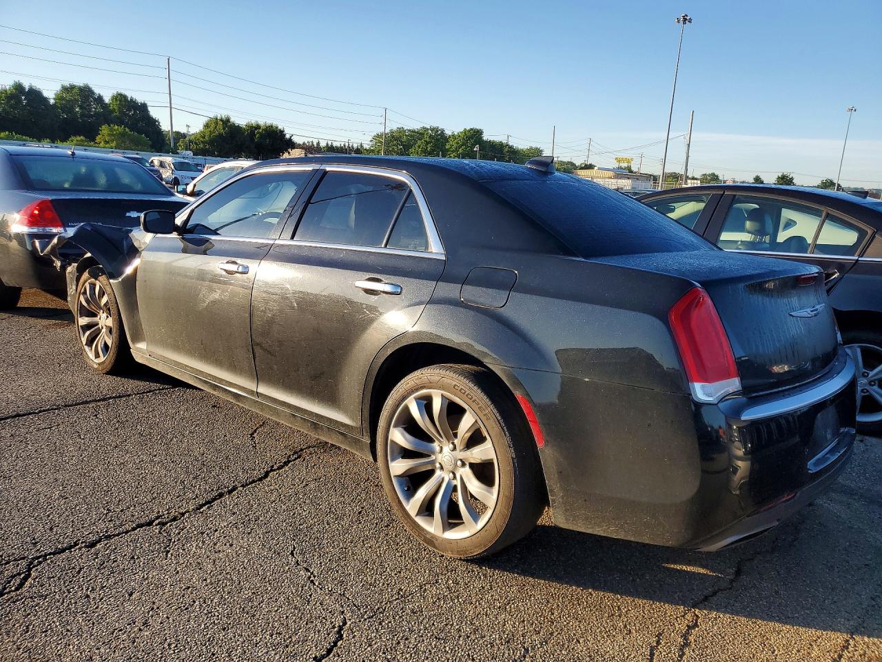 2015 Chrysler 300c Platinum Black vin: 2C3CCAPT5FH760234