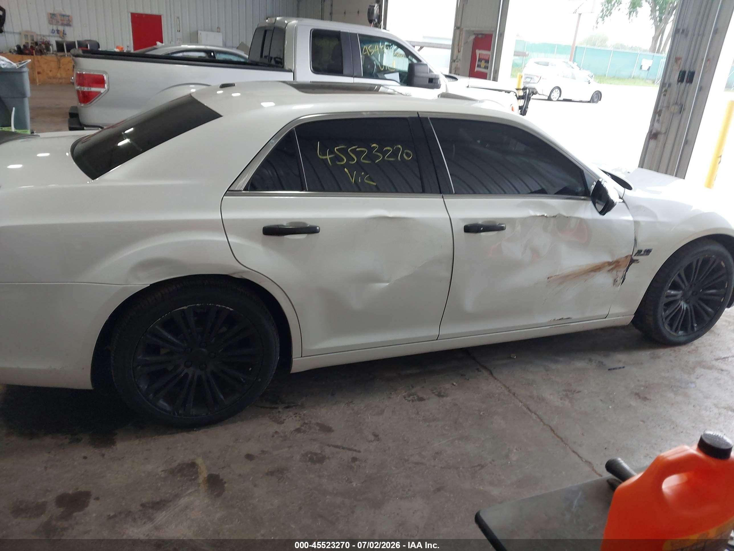 2012 Chrysler 300c Luxury Series White vin: 2C3CCAPT8CH289501