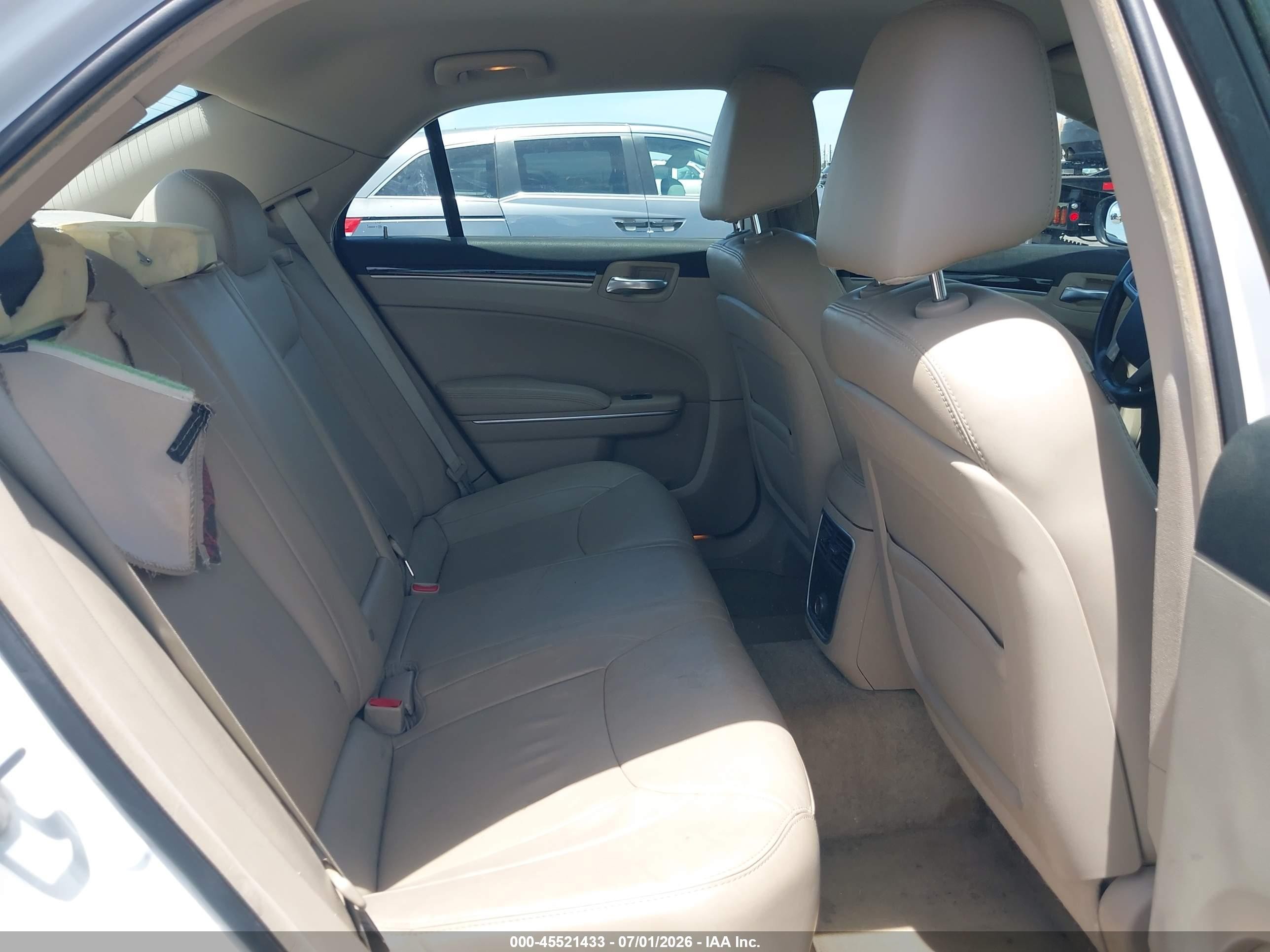 2013 Chrysler 300 Motown White vin: 2C3CCARG0DH533479
