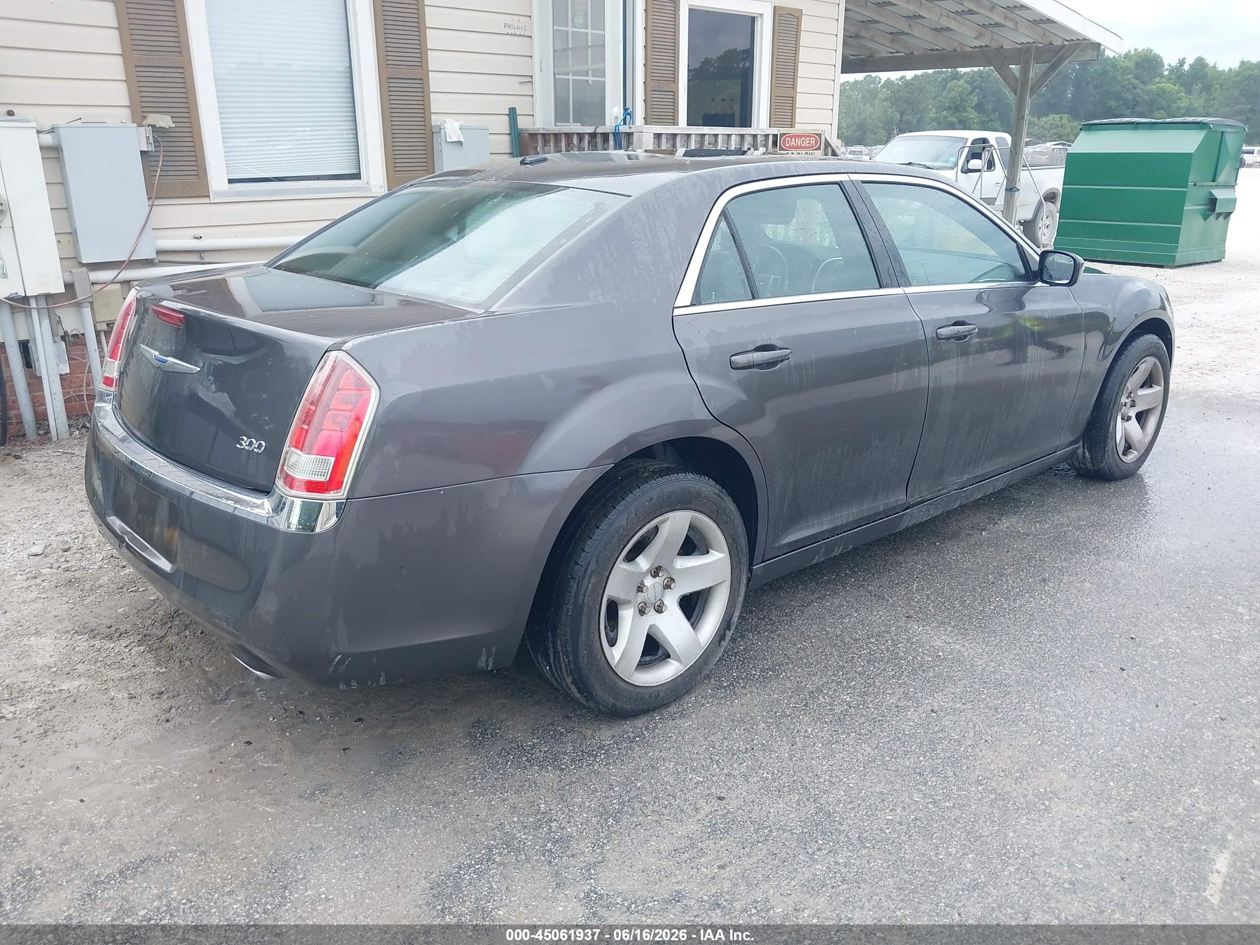 2013 Chrysler 300 Motown Gray vin: 2C3CCARG0DH575229