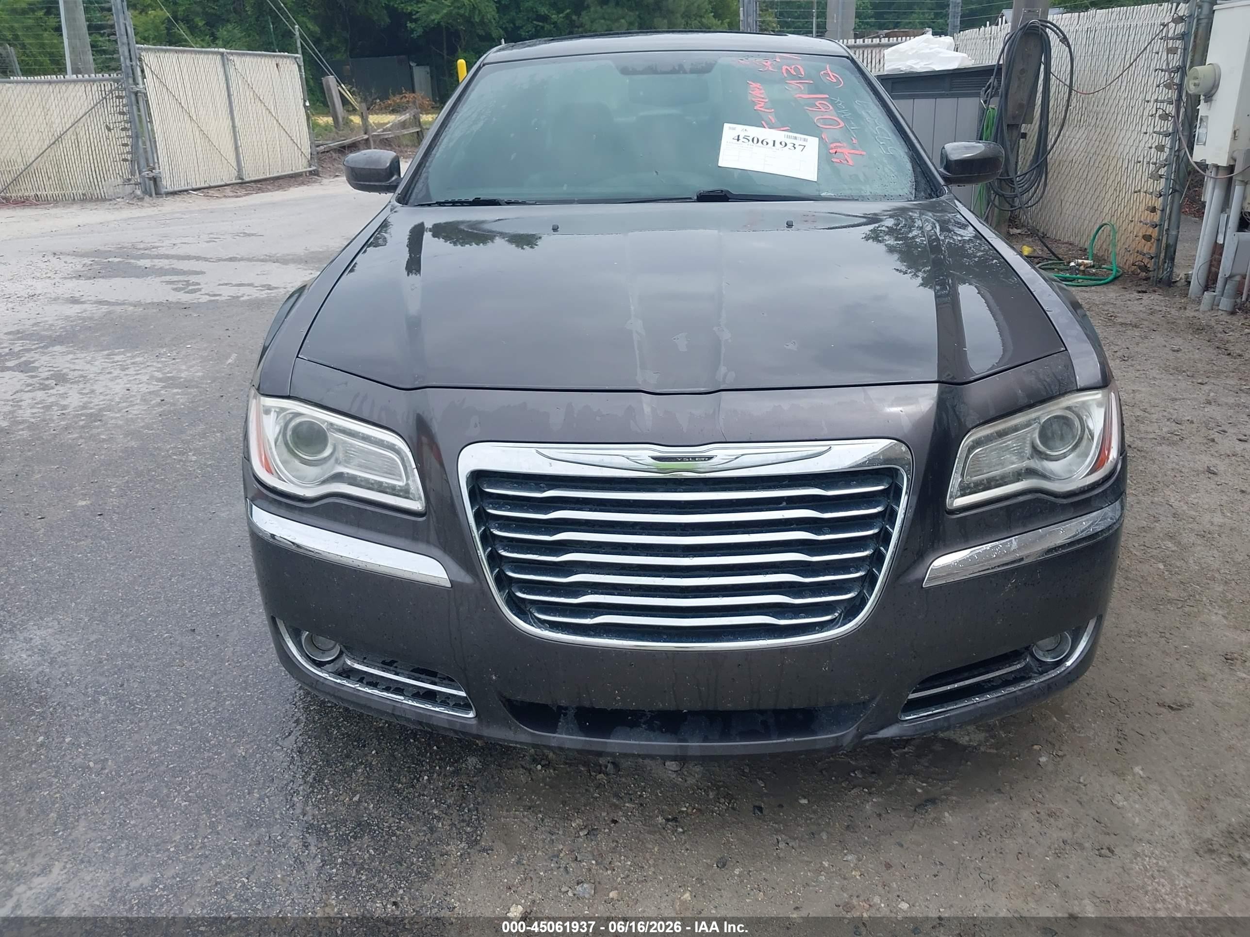 2013 Chrysler 300 Motown Gray vin: 2C3CCARG0DH575229