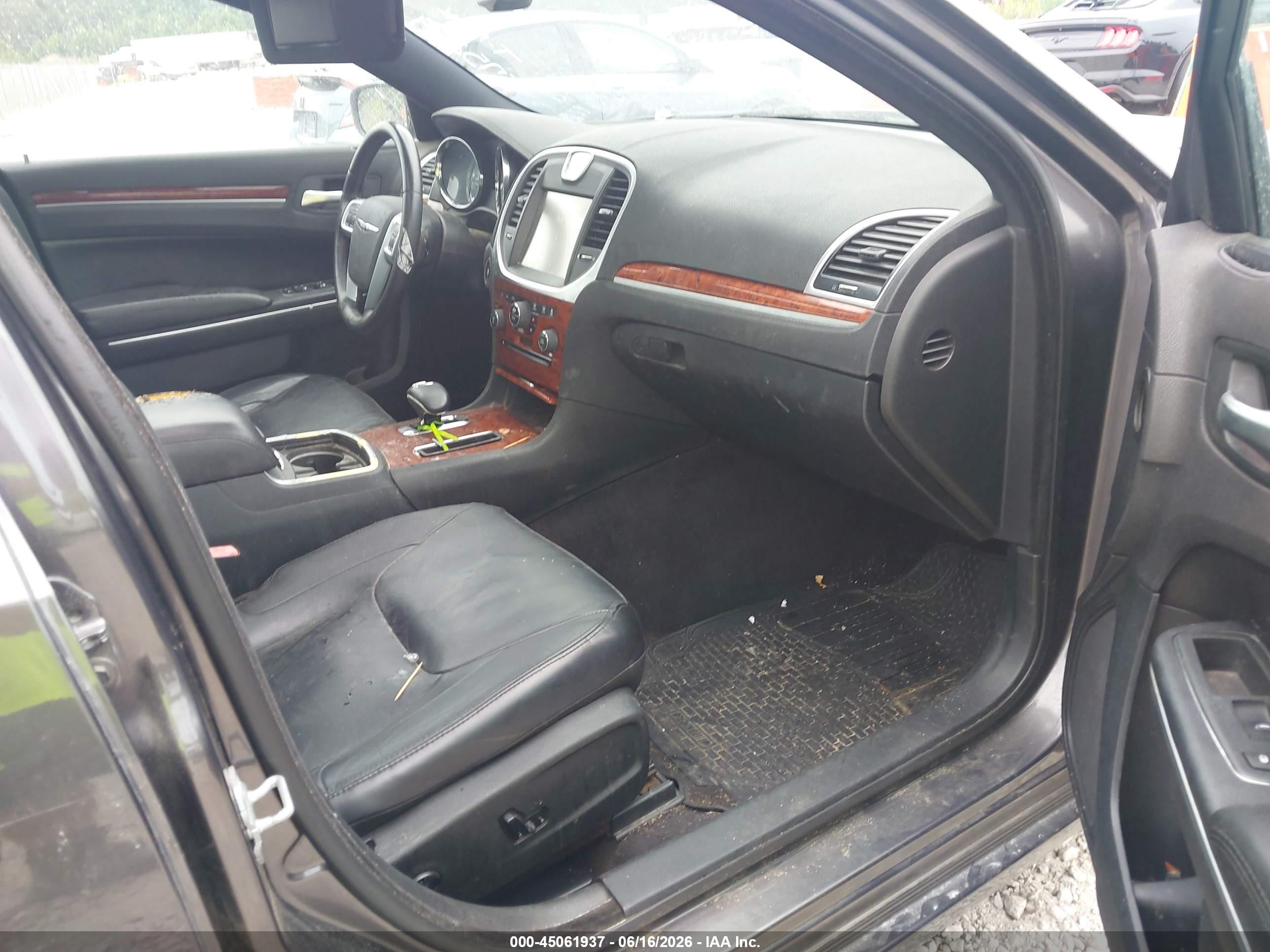 2013 Chrysler 300 Motown Gray vin: 2C3CCARG0DH575229