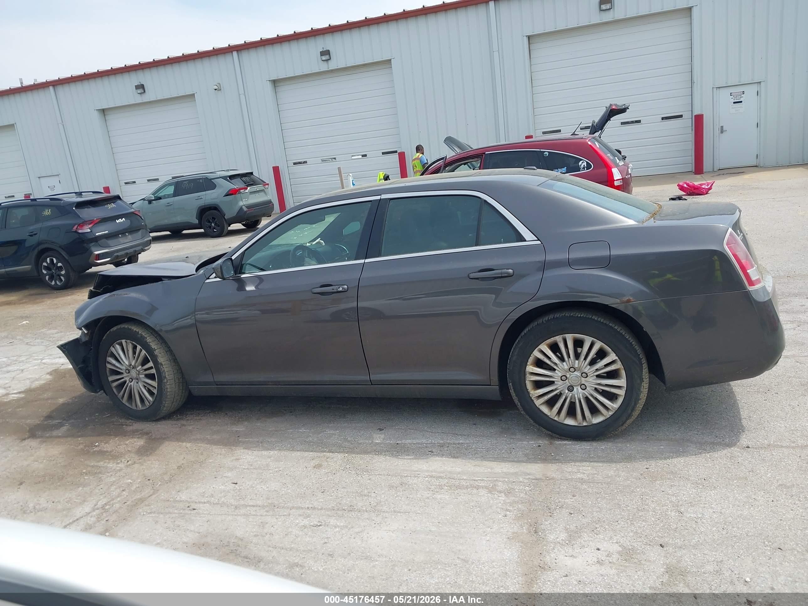 2013 Chrysler 300 Motown Black vin: 2C3CCARG0DH592192