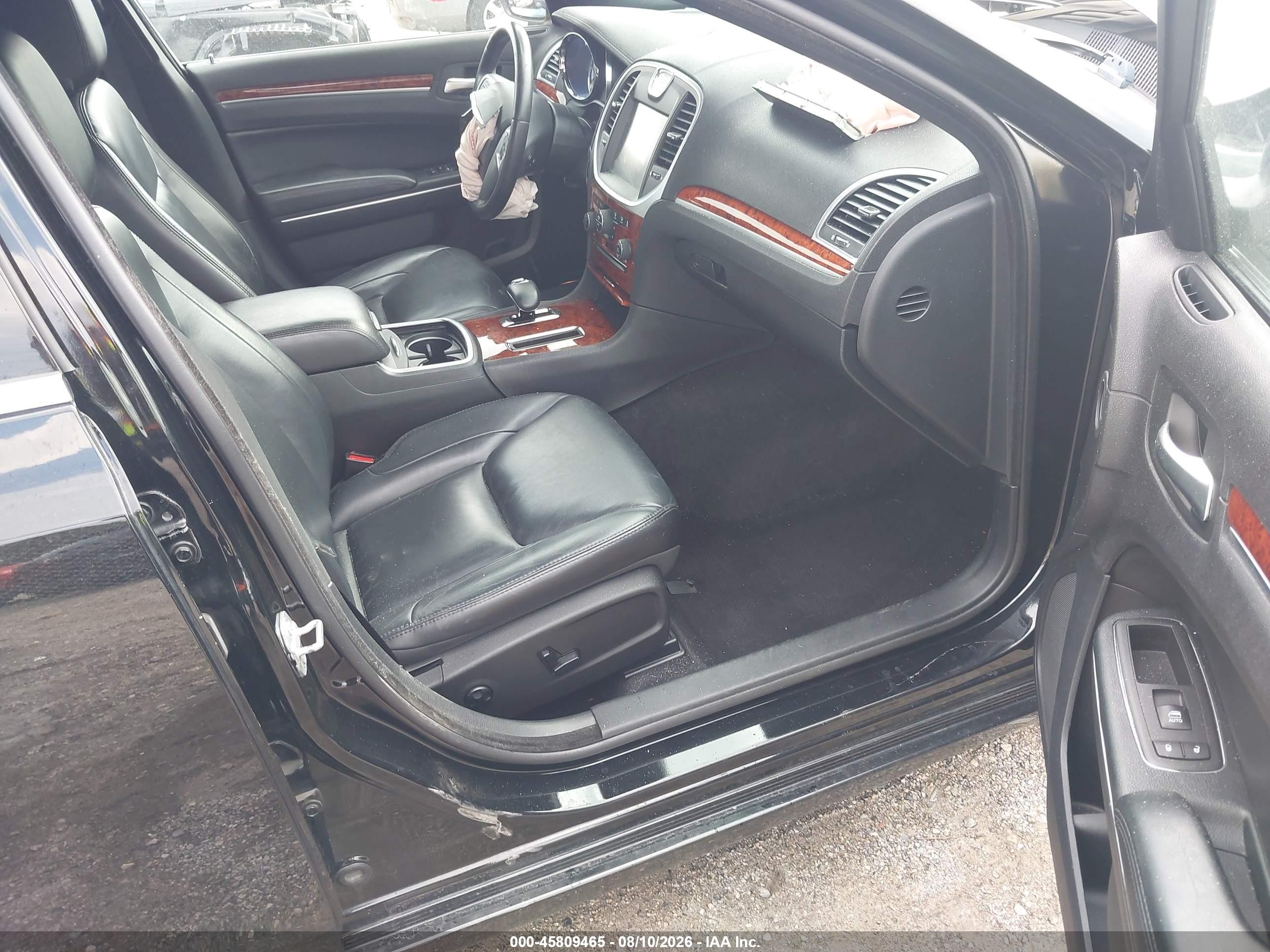 2014 Chrysler 300   Black vin: 2C3CCARG0EH328066