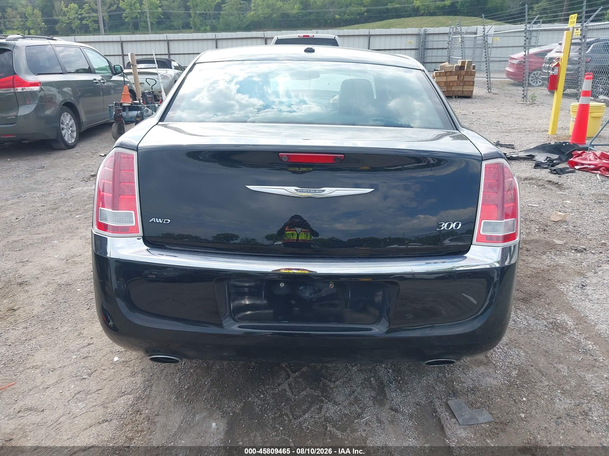 2014 Chrysler 300   Black vin: 2C3CCARG0EH328066