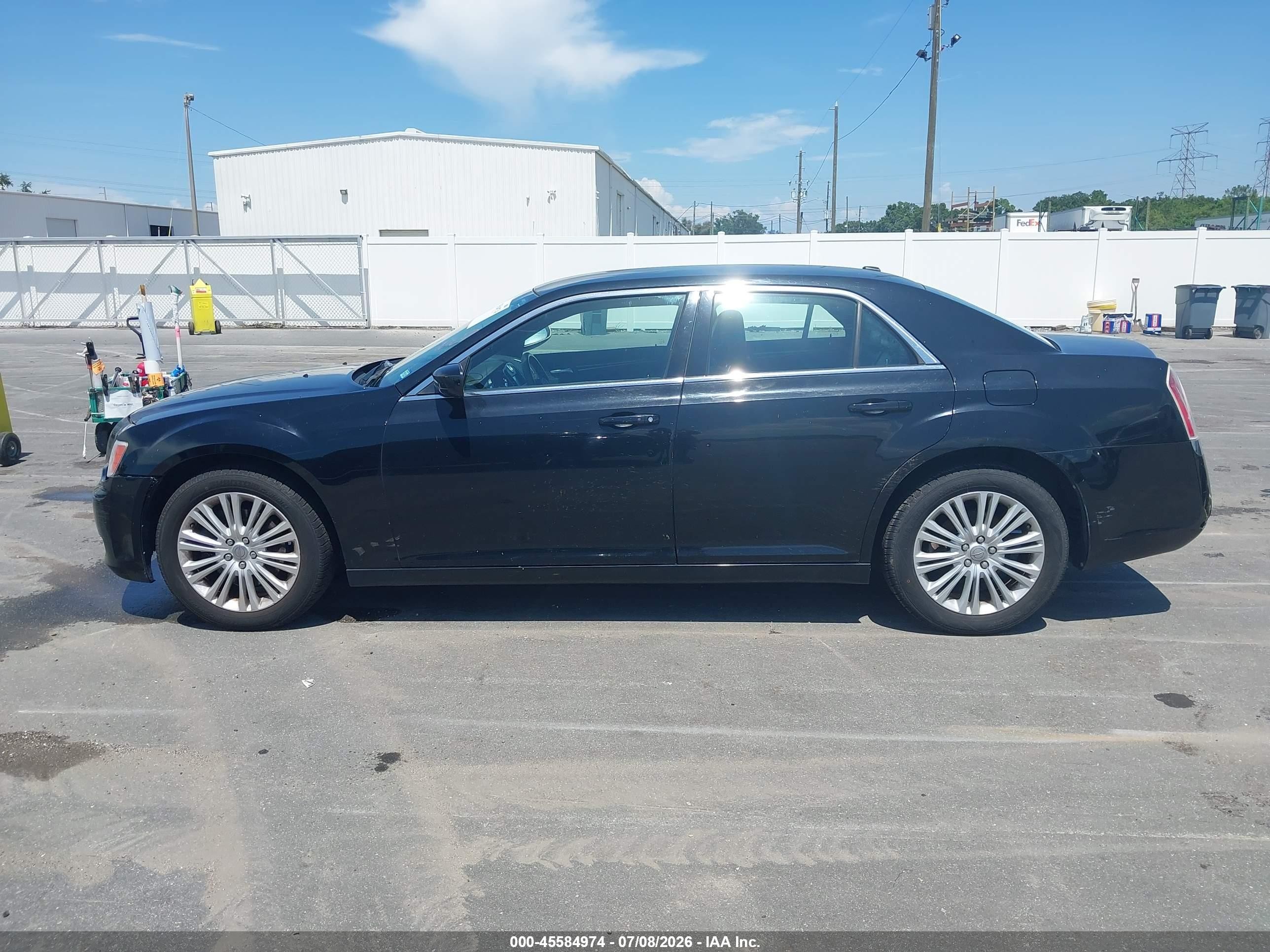 2014 Chrysler 300   Black vin: 2C3CCARG0EH341903