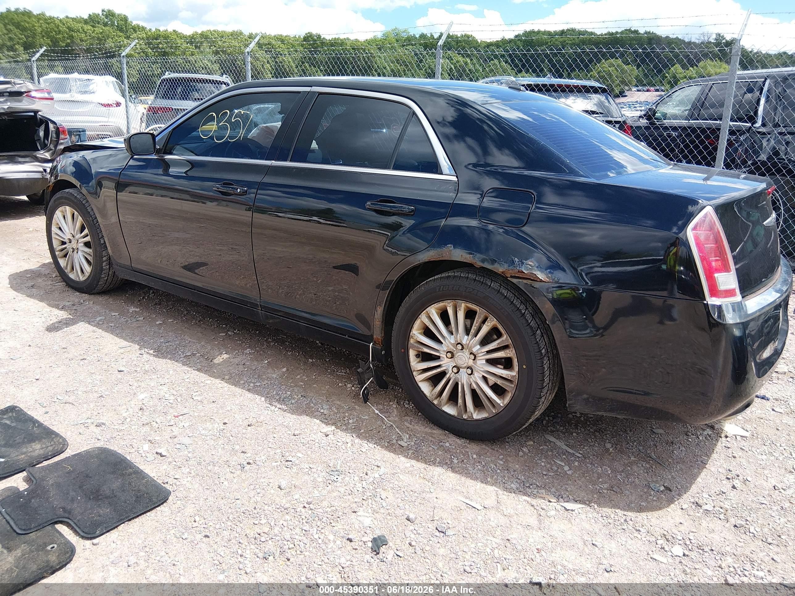 2013 Chrysler 300 Motown Black vin: 2C3CCARG1DH577958