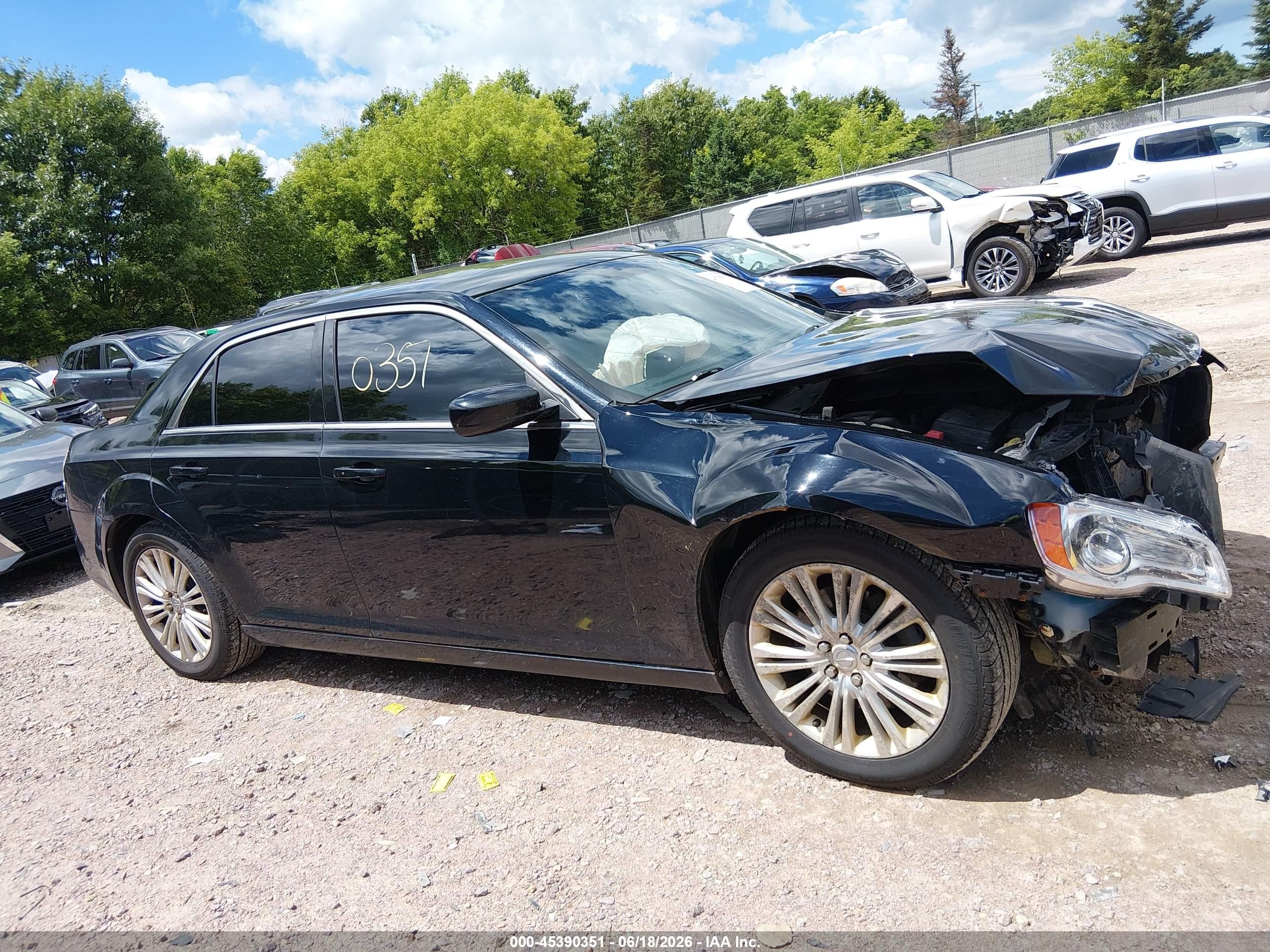 2013 Chrysler 300 Motown Black vin: 2C3CCARG1DH577958