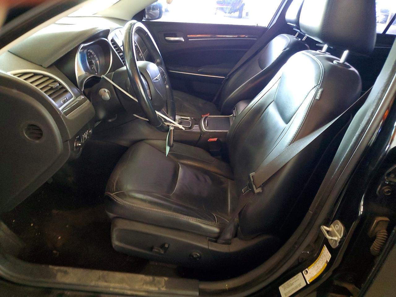 2015 Chrysler 300 Limited Black vin: 2C3CCARG2FH899589