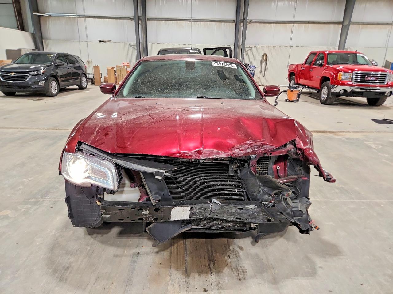 2017 Chrysler 300 Limited Burgundy vin: 2C3CCARG2HH534333