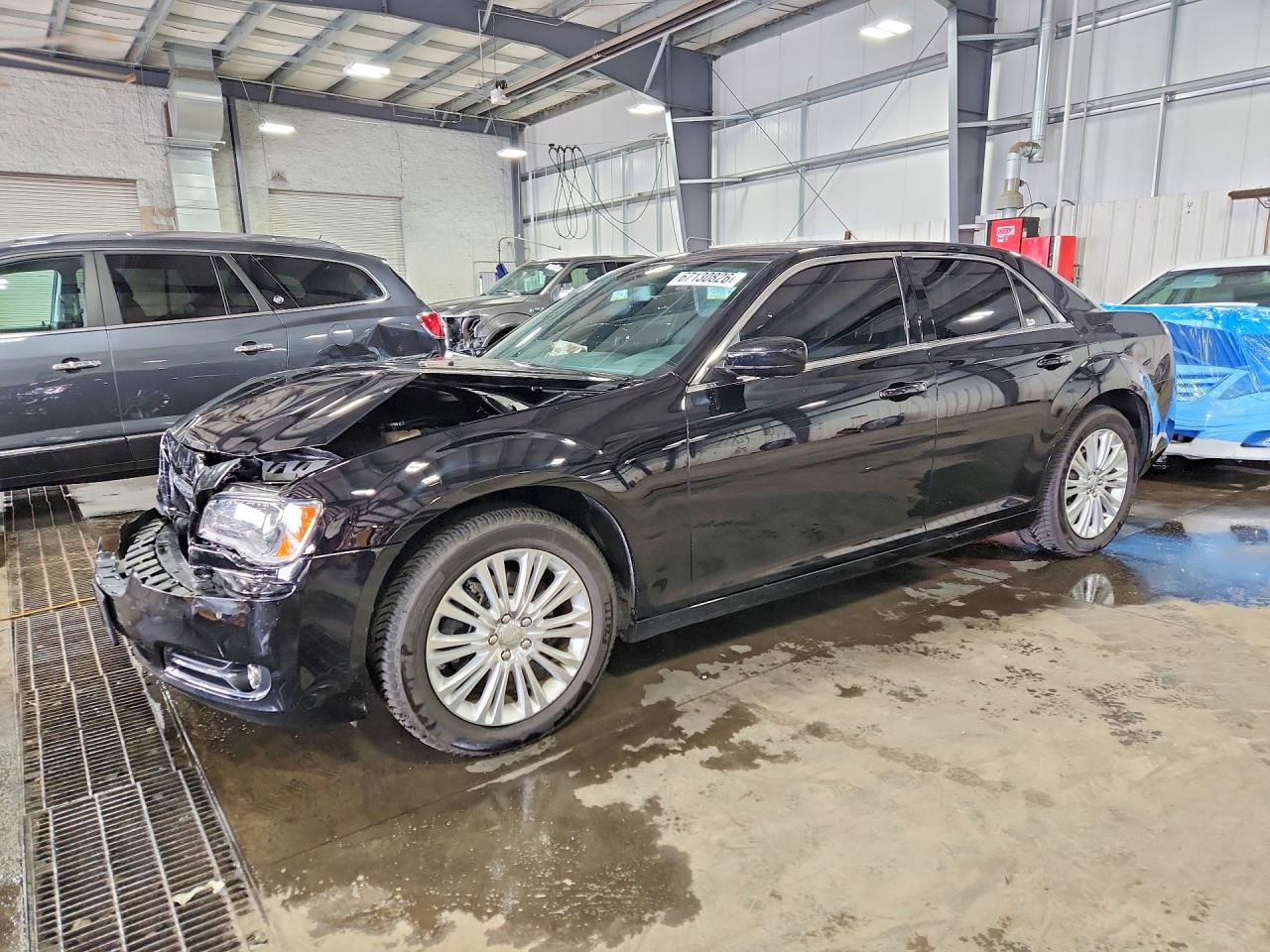 2013 Chrysler 300 Black vin: 2C3CCARG3DH739489