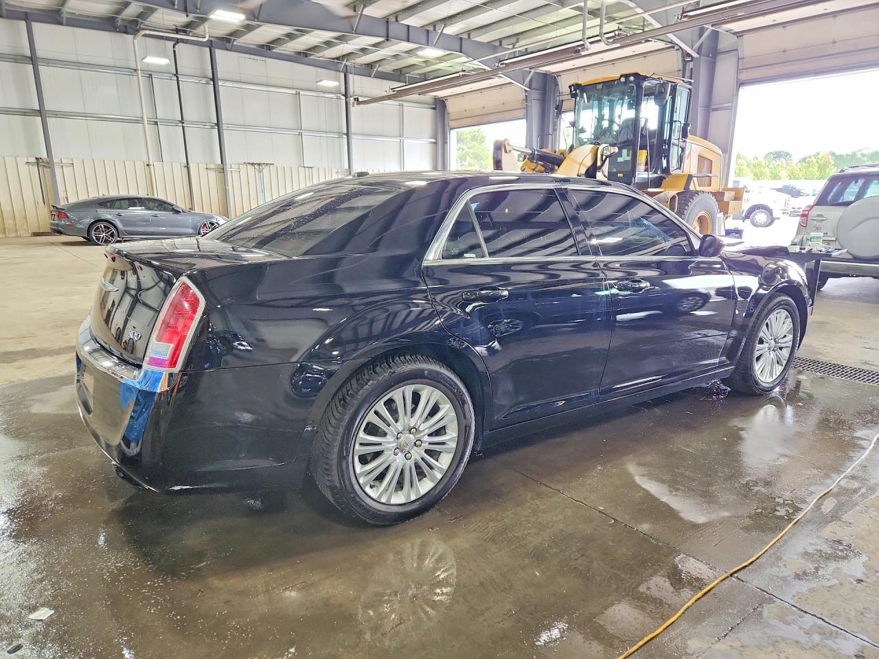 2013 Chrysler 300 Black vin: 2C3CCARG3DH739489