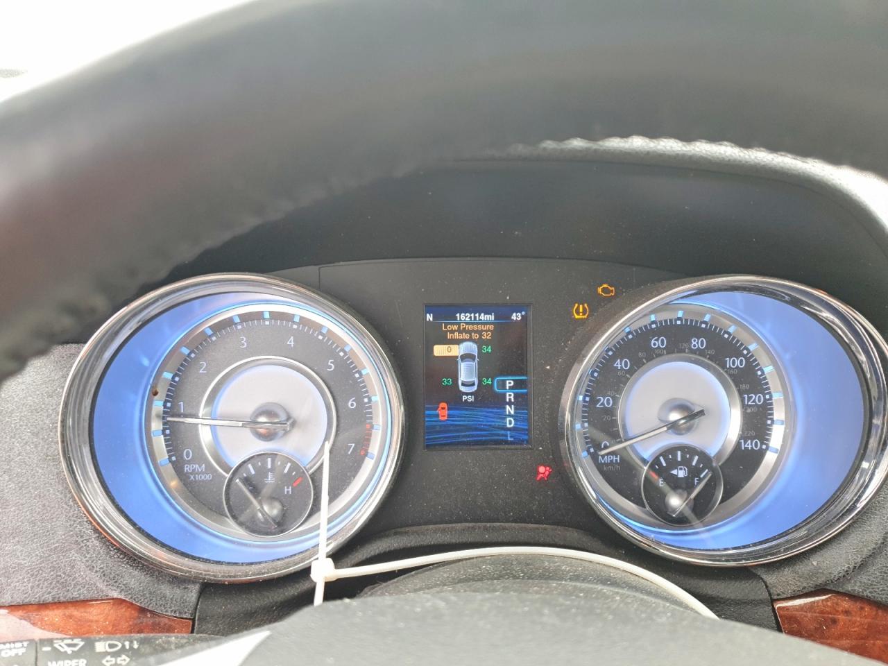 2014 Chrysler 300 Gray vin: 2C3CCARG3EH308748