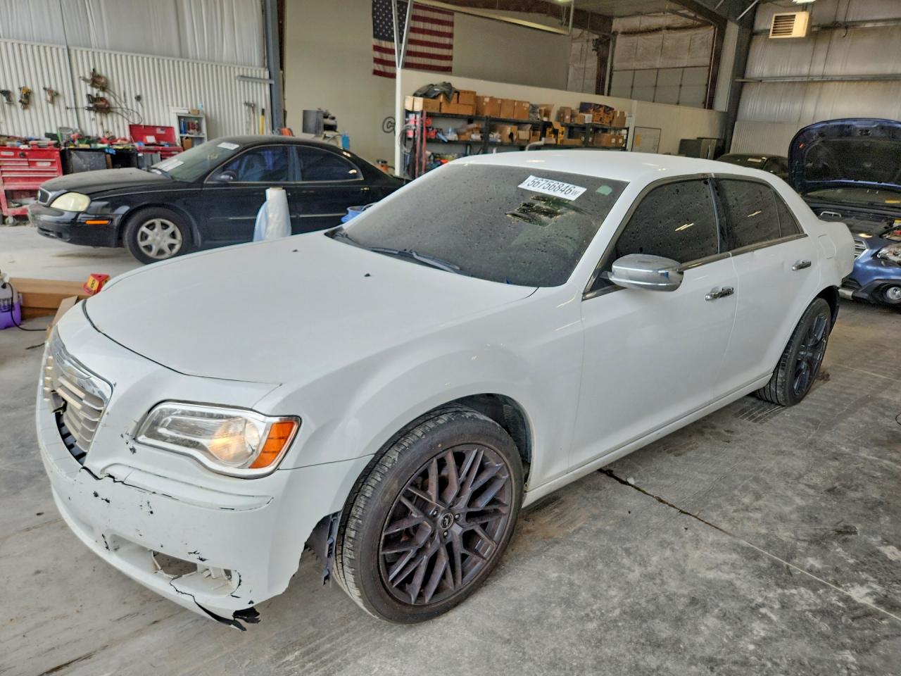 2014 Chrysler 300 White vin: 2C3CCARG3EH355830