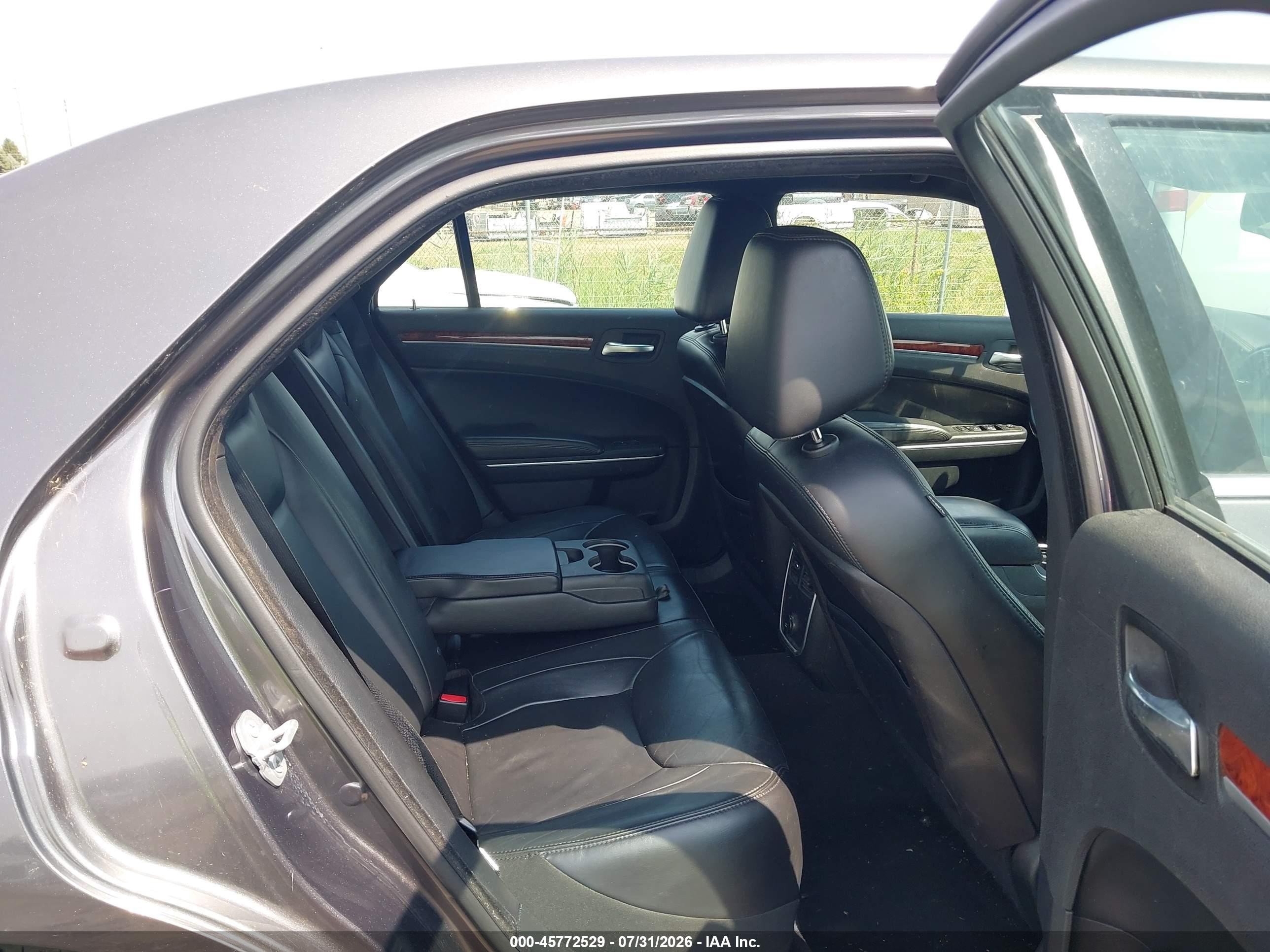 2014 Chrysler 300   Gray vin: 2C3CCARG3EH356119