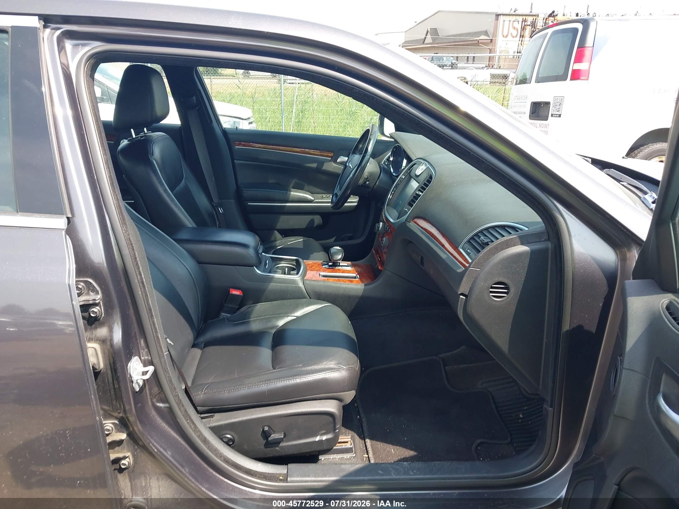 2014 Chrysler 300   Gray vin: 2C3CCARG3EH356119