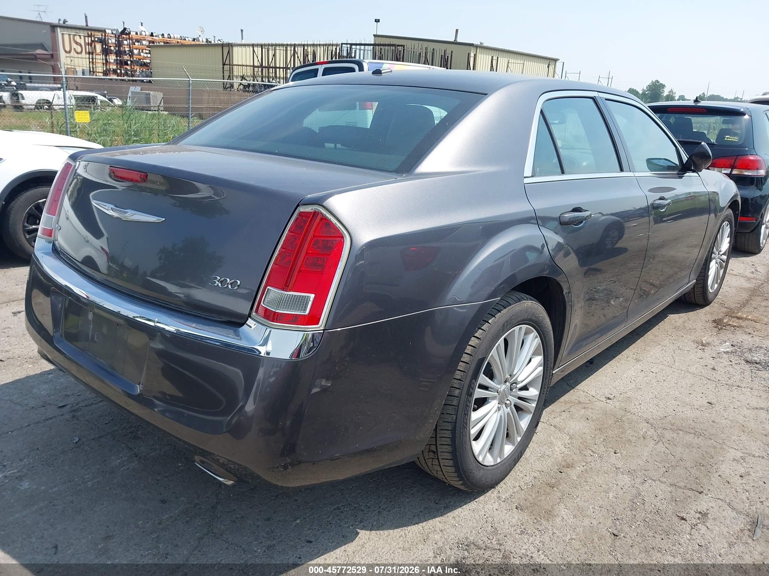 2014 Chrysler 300   Gray vin: 2C3CCARG3EH356119