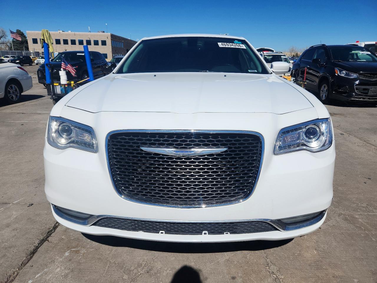 2016 Chrysler 300 Limited White vin: 2C3CCARG3GH270506