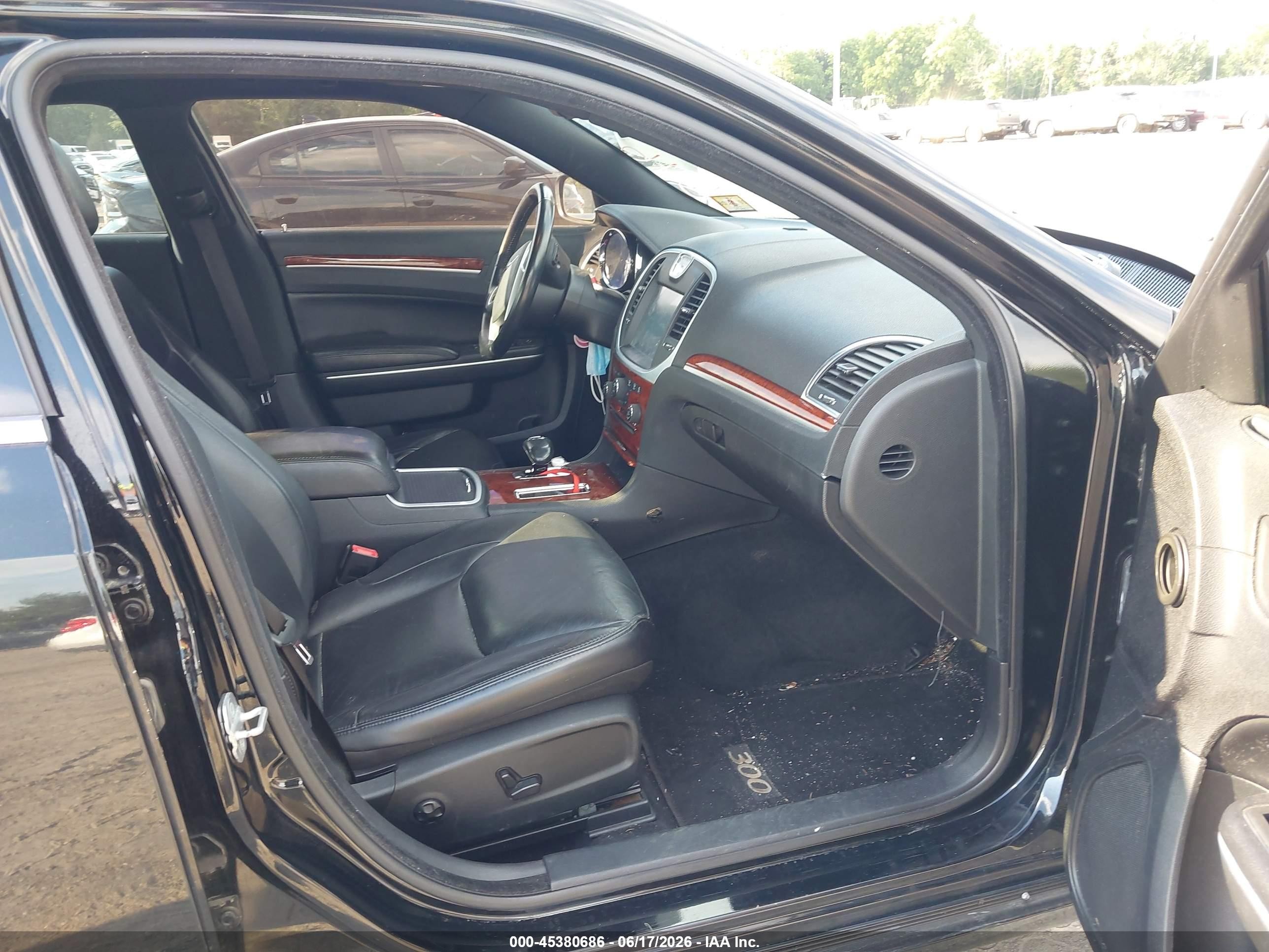 2013 Chrysler 300 Motown Black vin: 2C3CCARG4DH528088