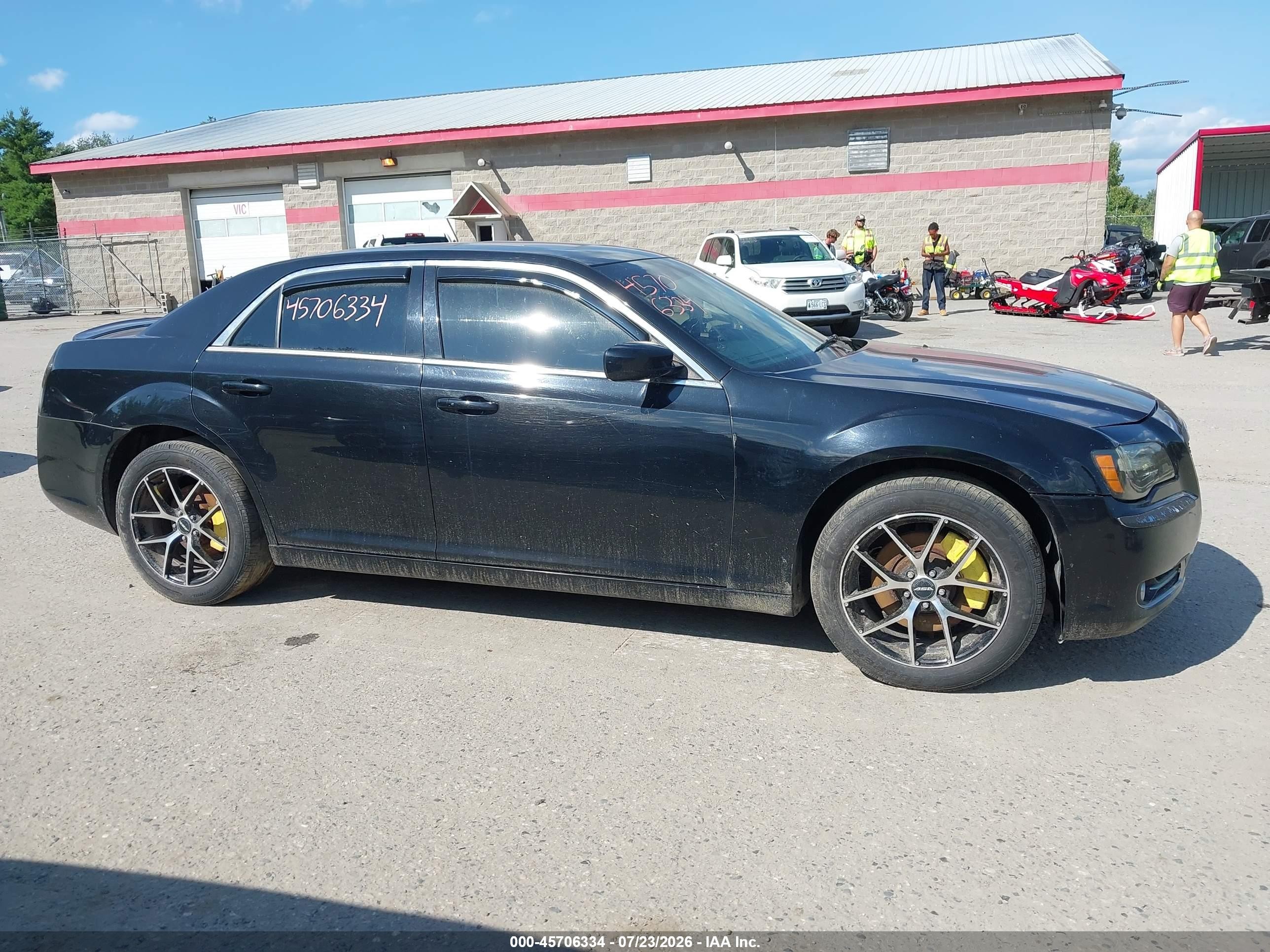 2014 Chrysler 300   Black vin: 2C3CCARG4EH163395