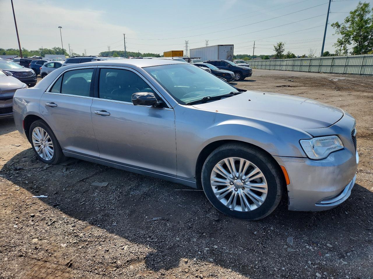 2015 Chrysler 300 Limited Silver vin: 2C3CCARG4FH760693