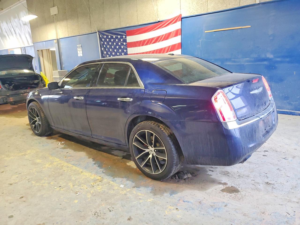 2014 Chrysler 300 Blue vin: 2C3CCARG5EH378154