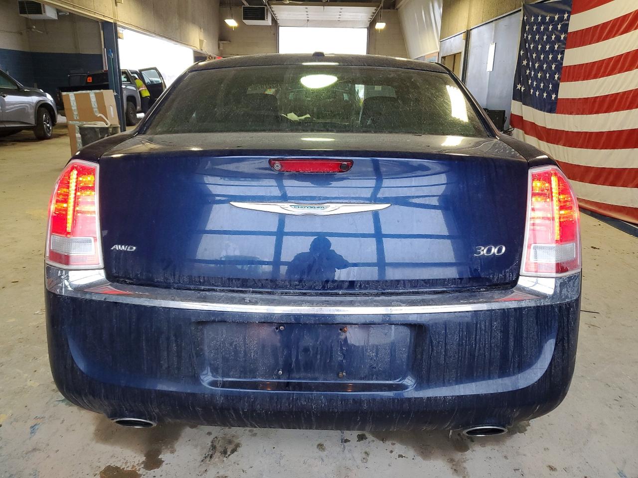 2014 Chrysler 300 Blue vin: 2C3CCARG5EH378154