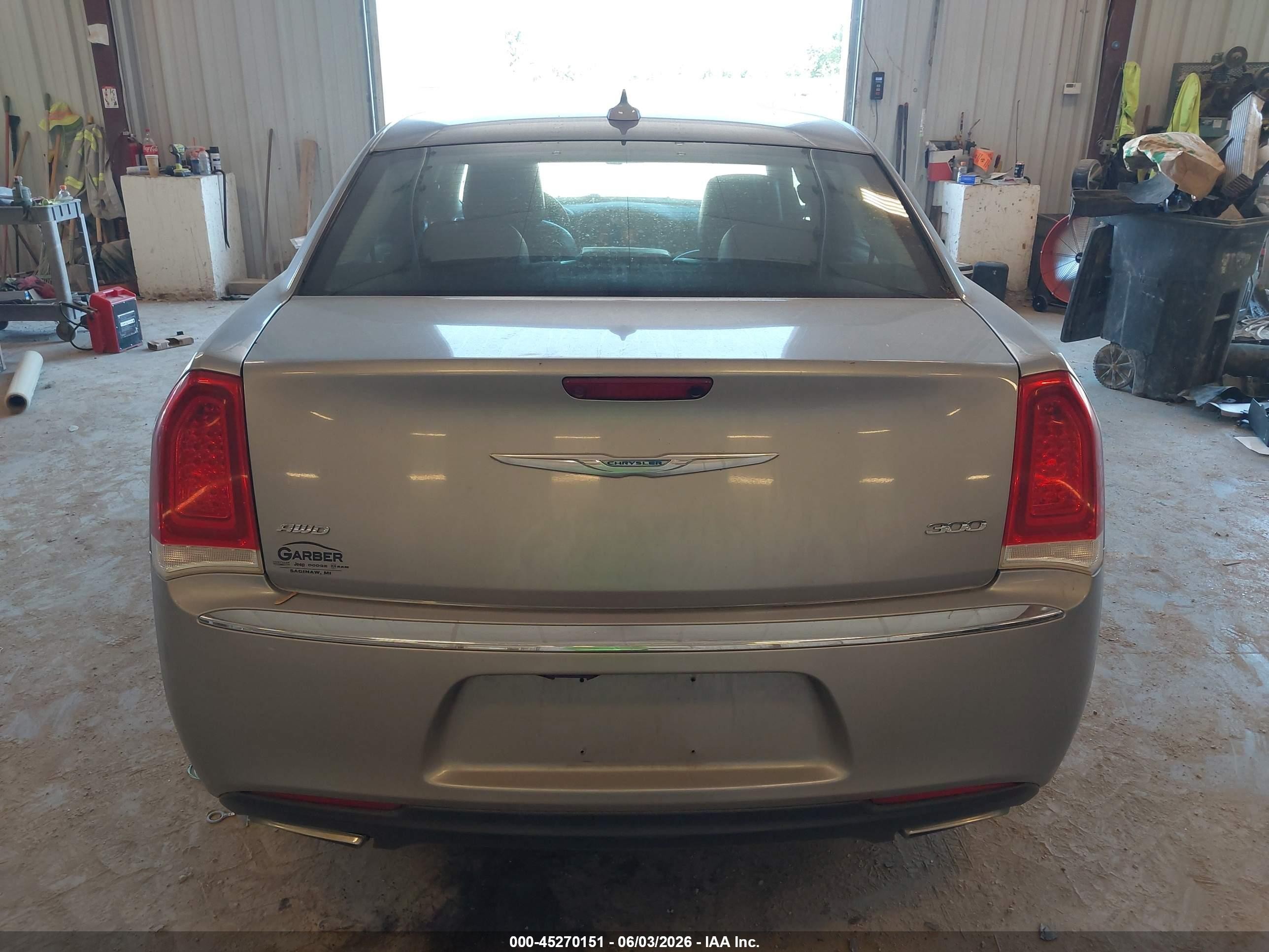 2015 Chrysler 300 Limited Silver vin: 2C3CCARG5FH923397