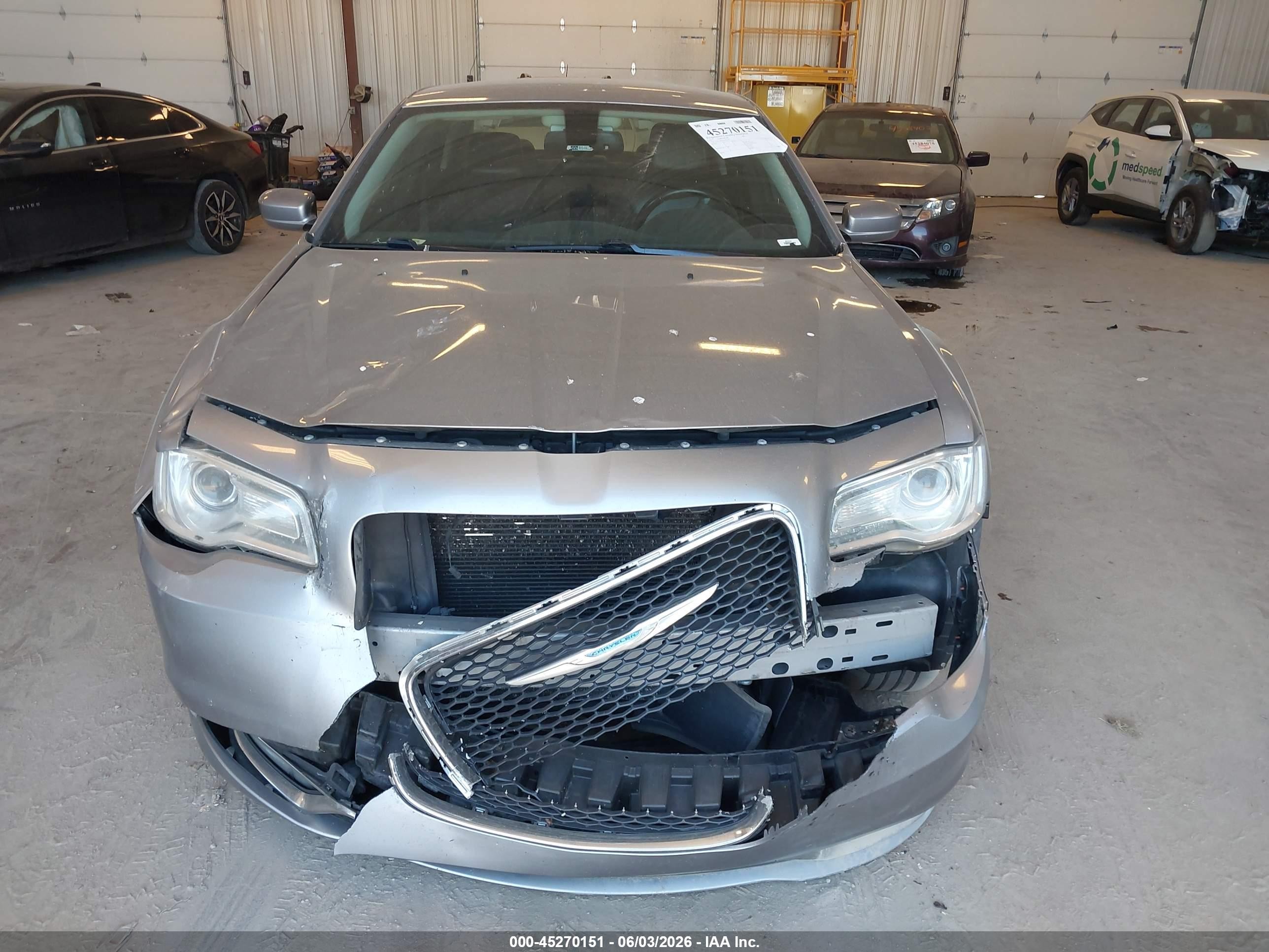 2015 Chrysler 300 Limited Silver vin: 2C3CCARG5FH923397