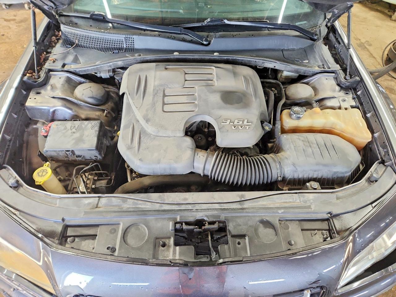 2014 Chrysler 300 Серый vin: 2C3CCARG6EH143200