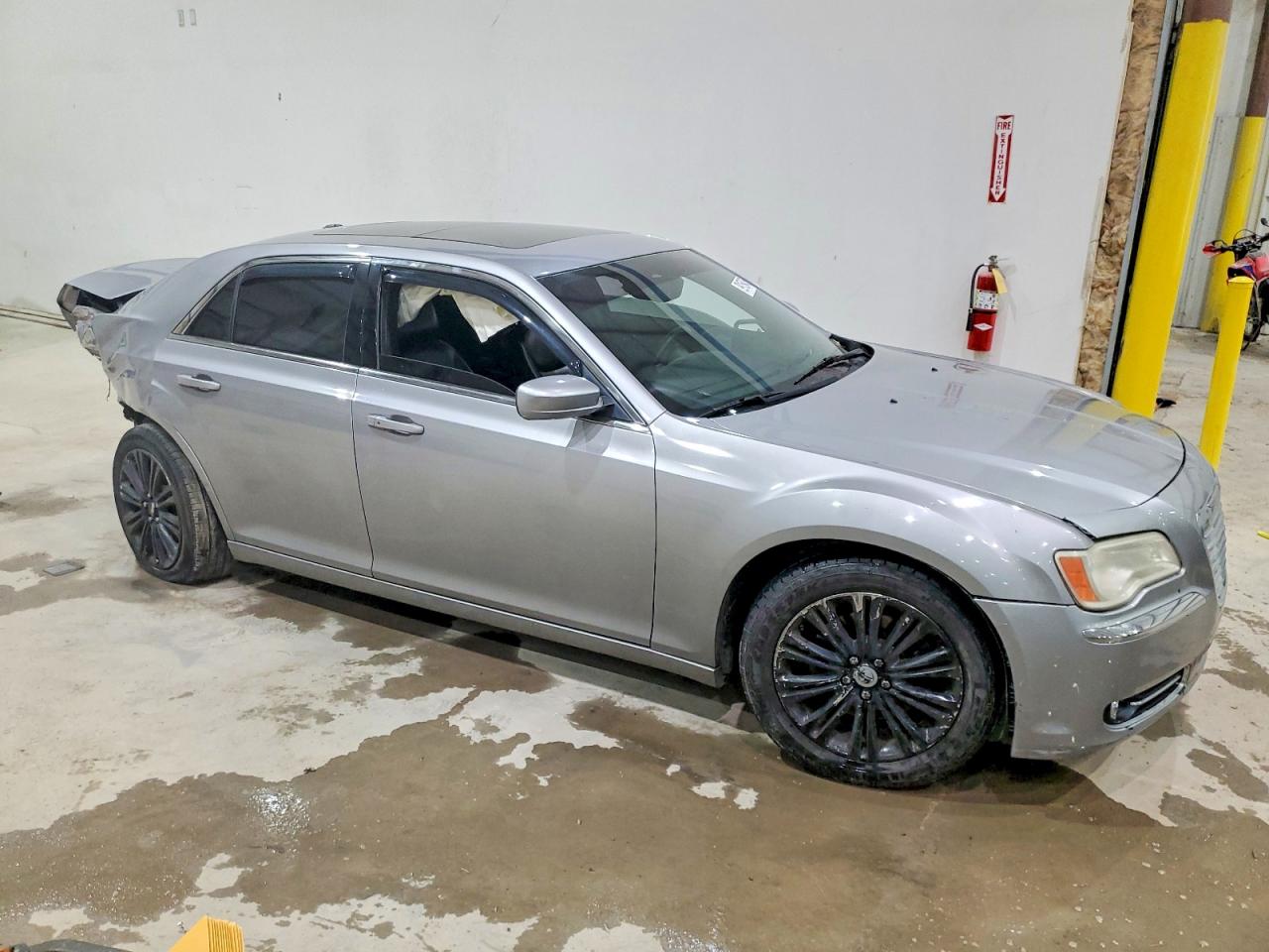 2014 Chrysler 300 Silver vin: 2C3CCARG6EH157789