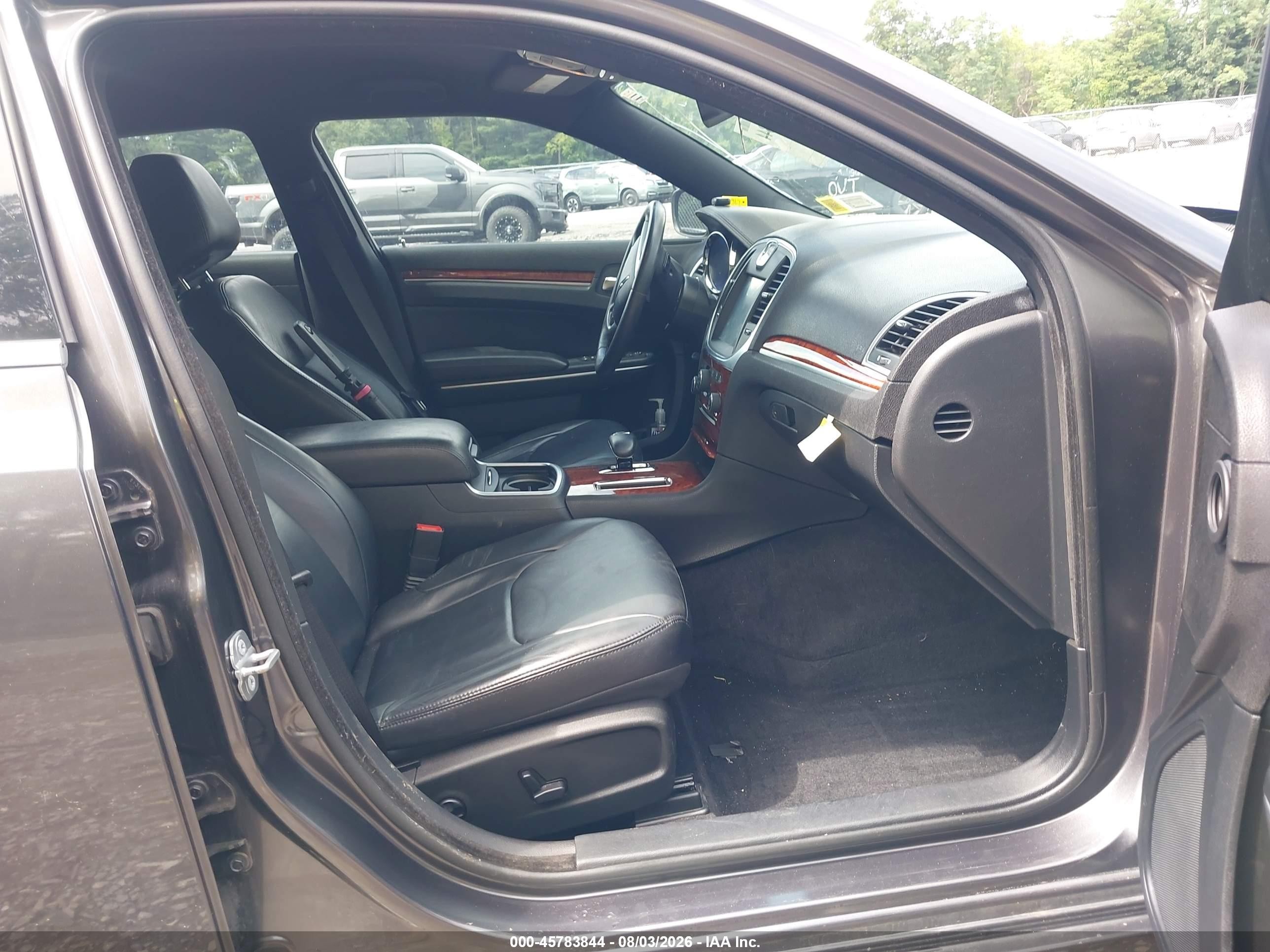 2014 Chrysler 300   Pewter vin: 2C3CCARG6EH206358