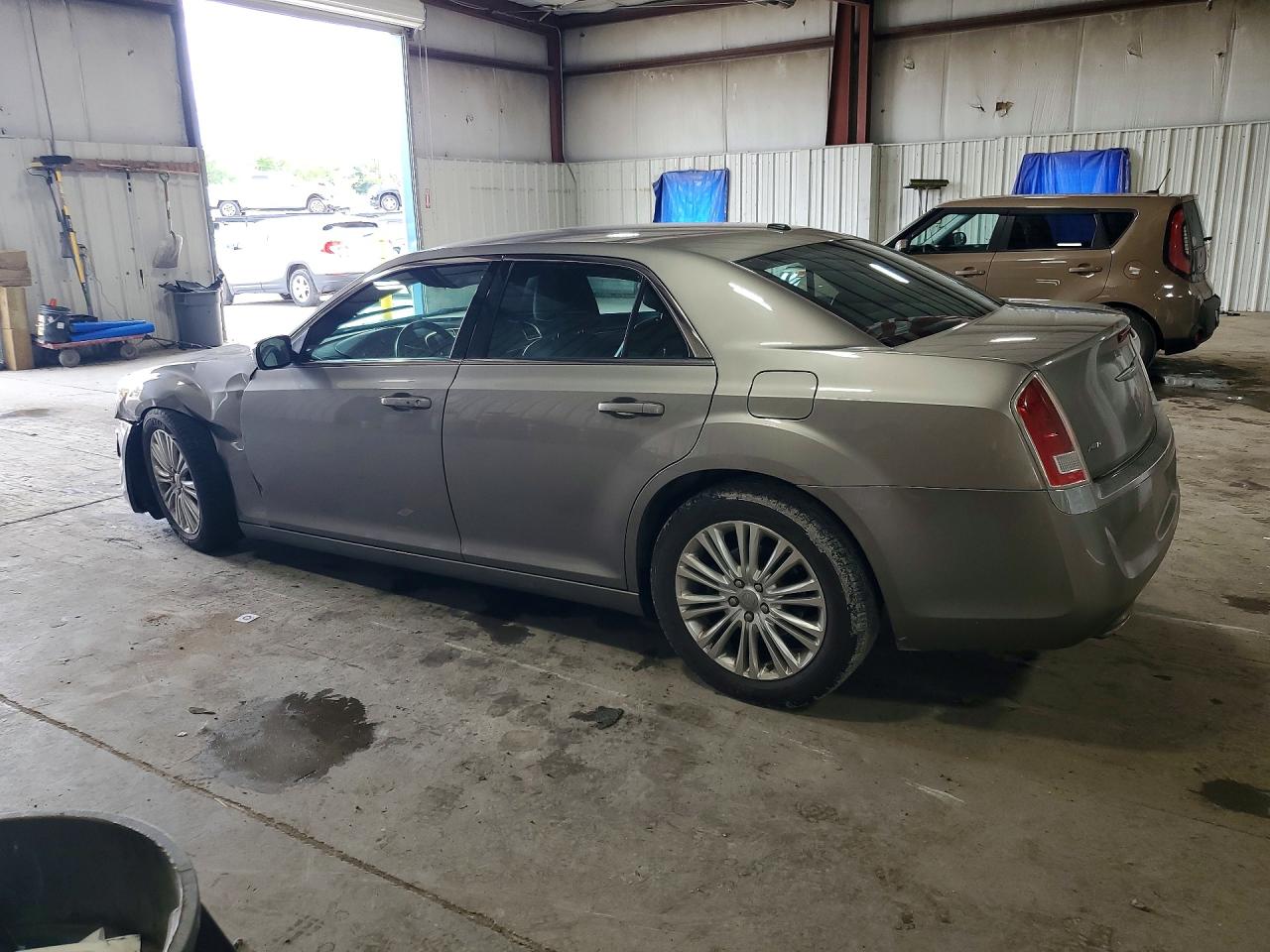 2014 Chrysler 300 Gray vin: 2C3CCARG6EH321445