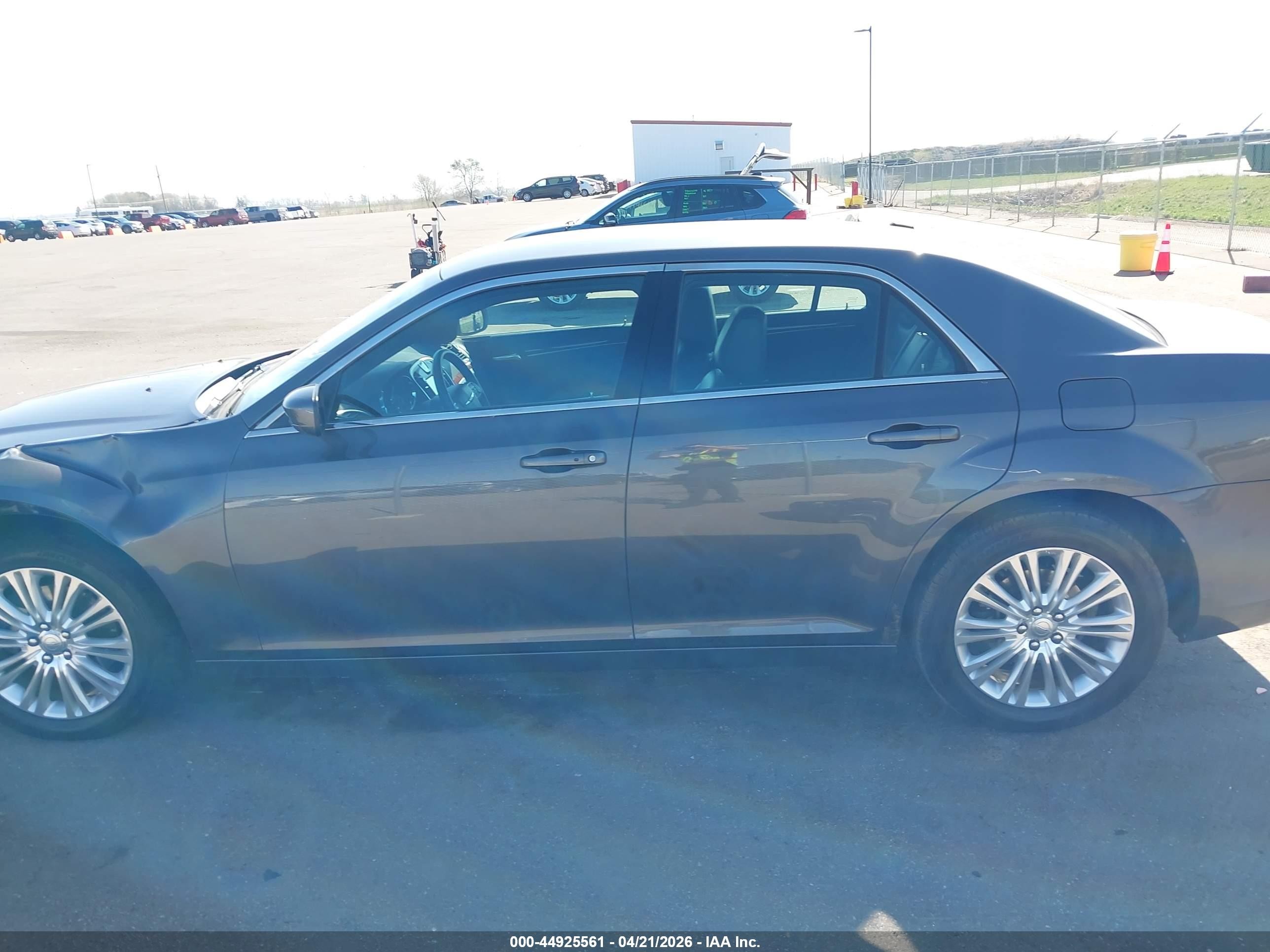 2013 Chrysler 300 Motown Gray vin: 2C3CCARG7DH553499