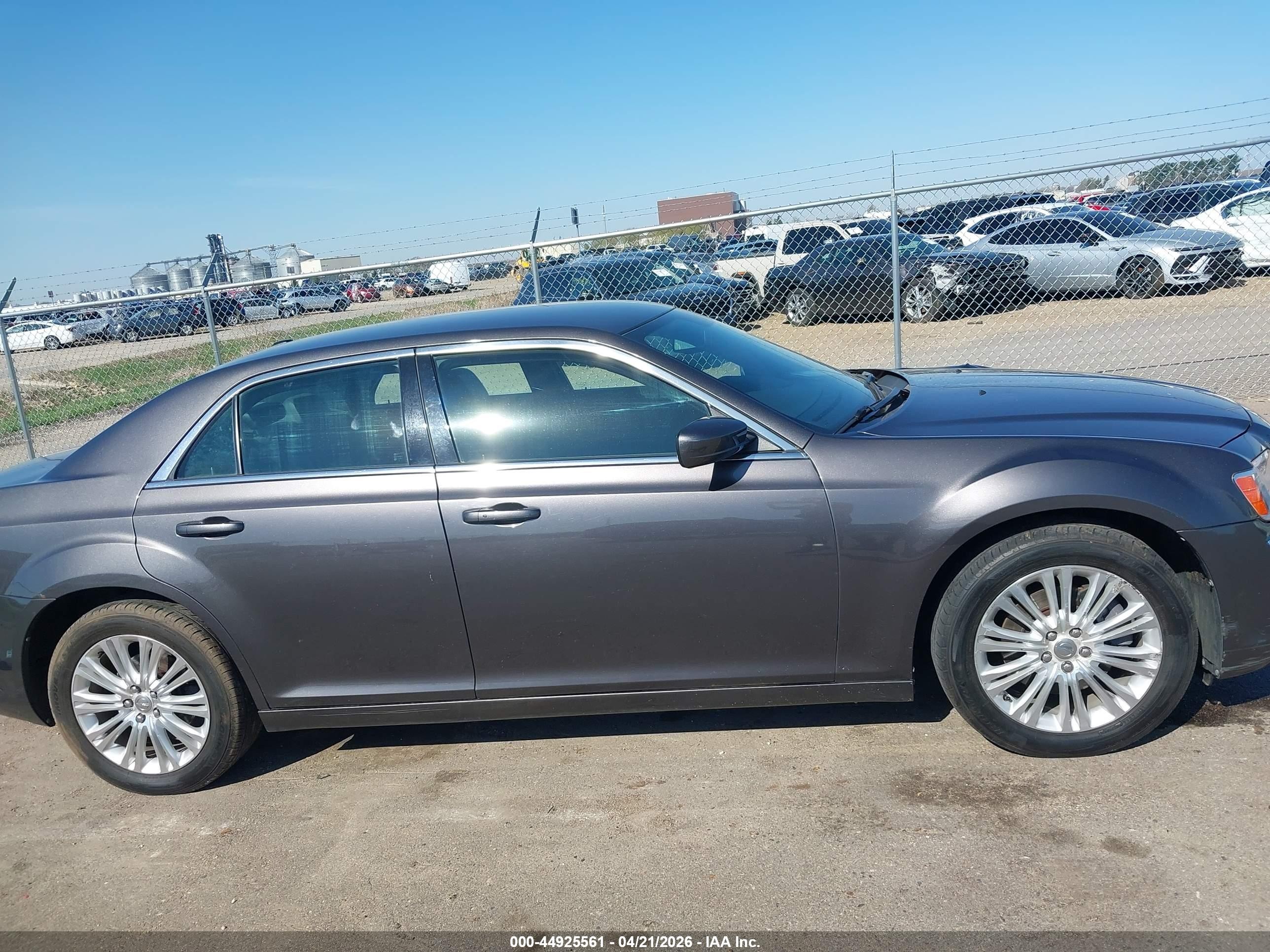 2013 Chrysler 300 Motown Gray vin: 2C3CCARG7DH553499