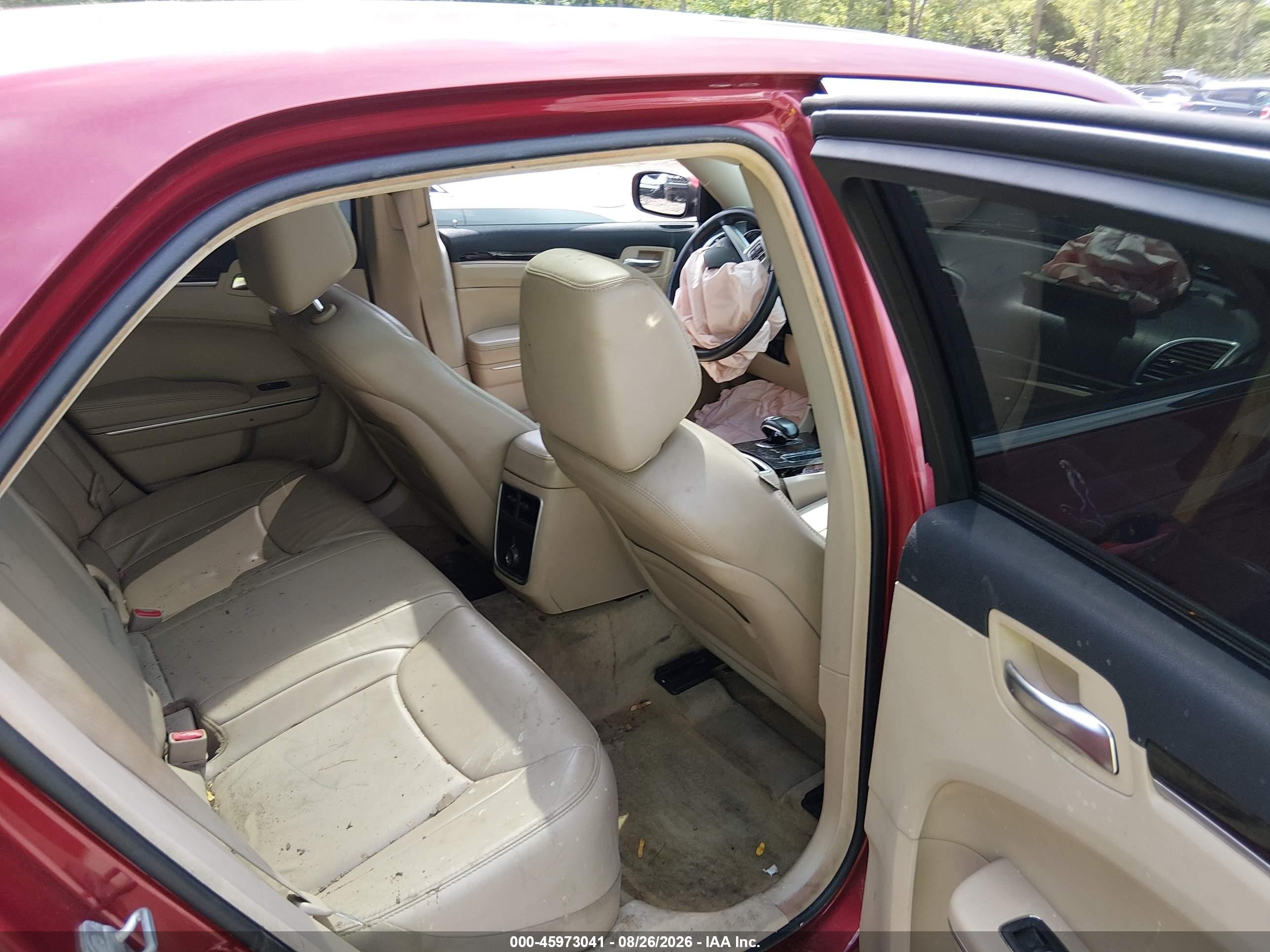 2014 Chrysler 300 Красный vin: 2C3CCARG7EH144369