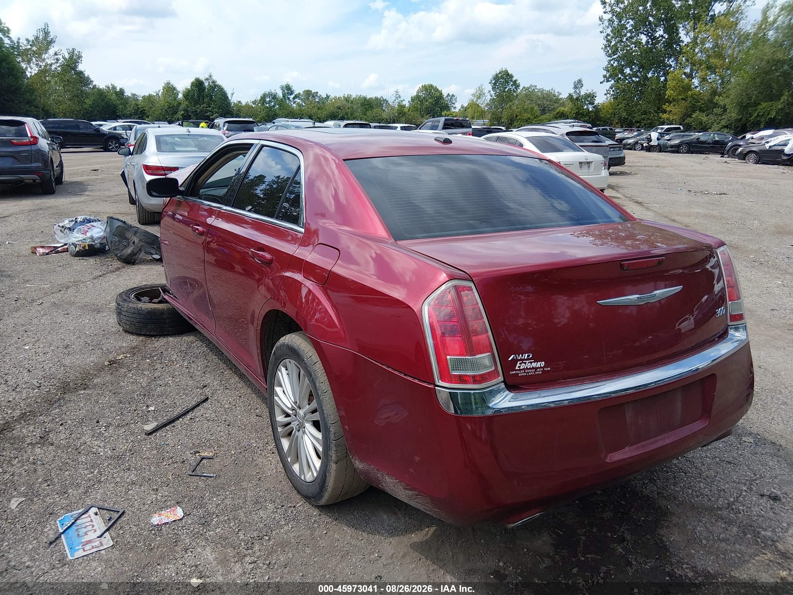 2014 Chrysler 300 Красный vin: 2C3CCARG7EH144369