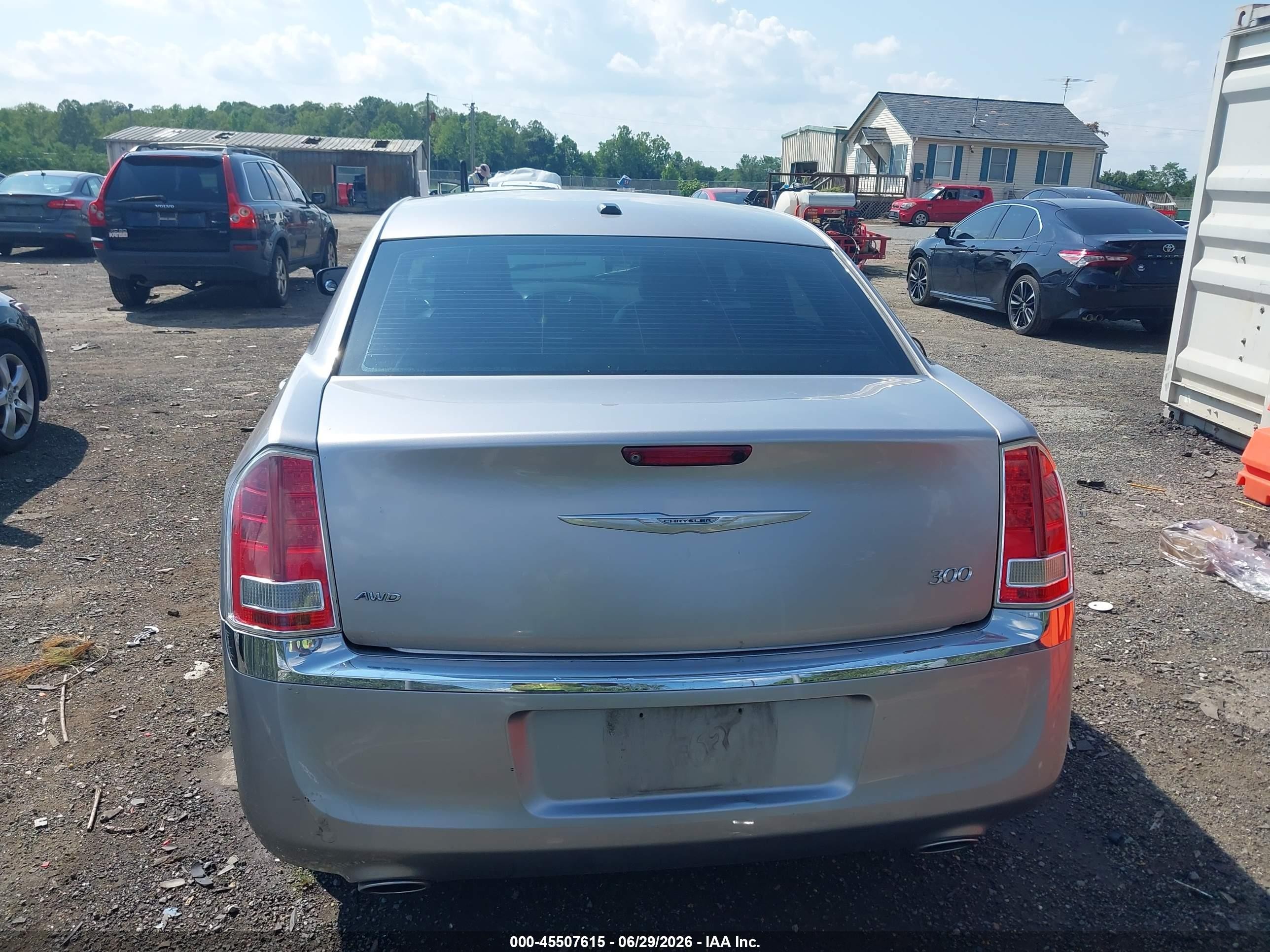 2014 Chrysler 300 Silver vin: 2C3CCARG7EH337329