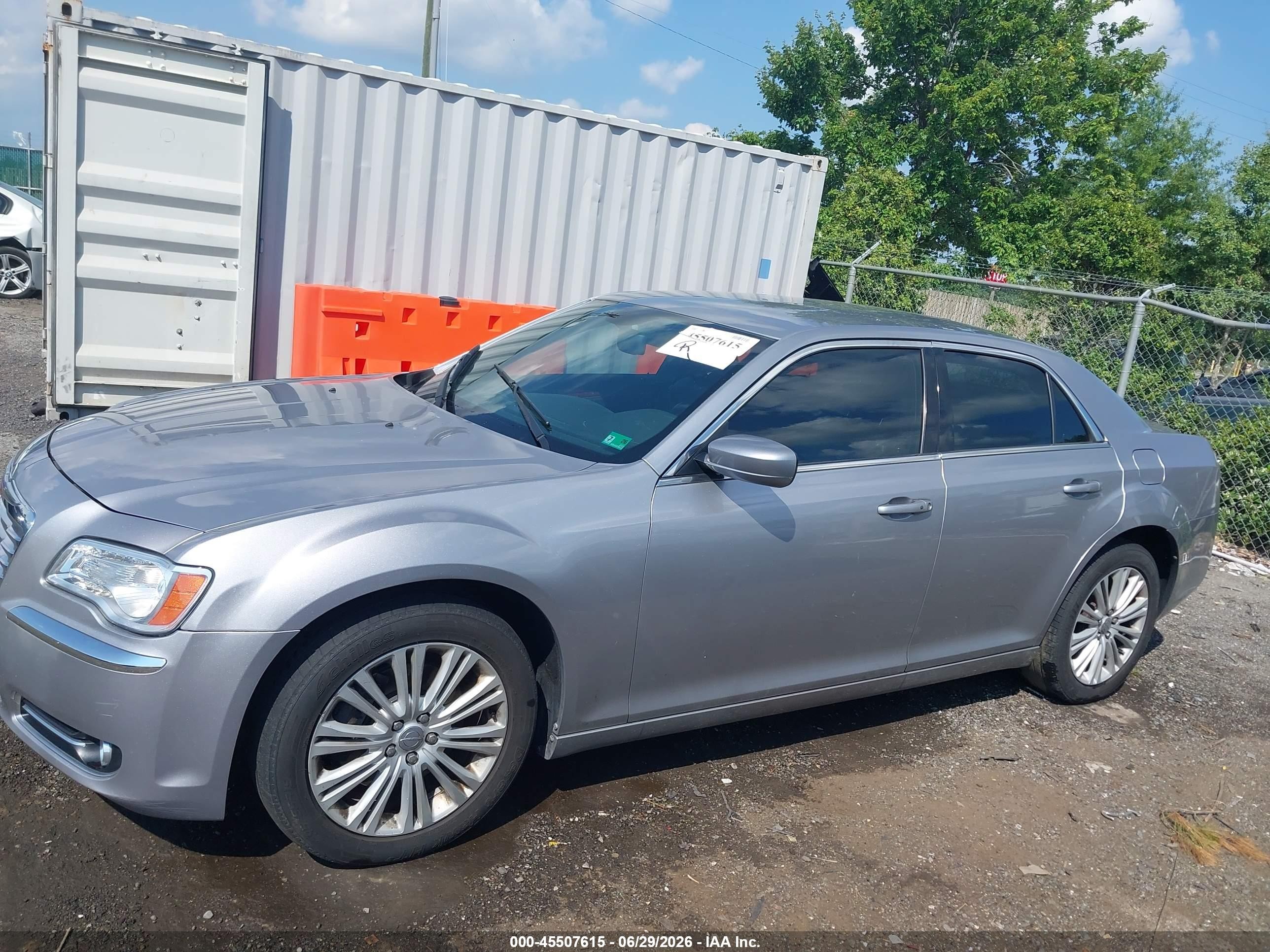 2014 Chrysler 300 Silver vin: 2C3CCARG7EH337329
