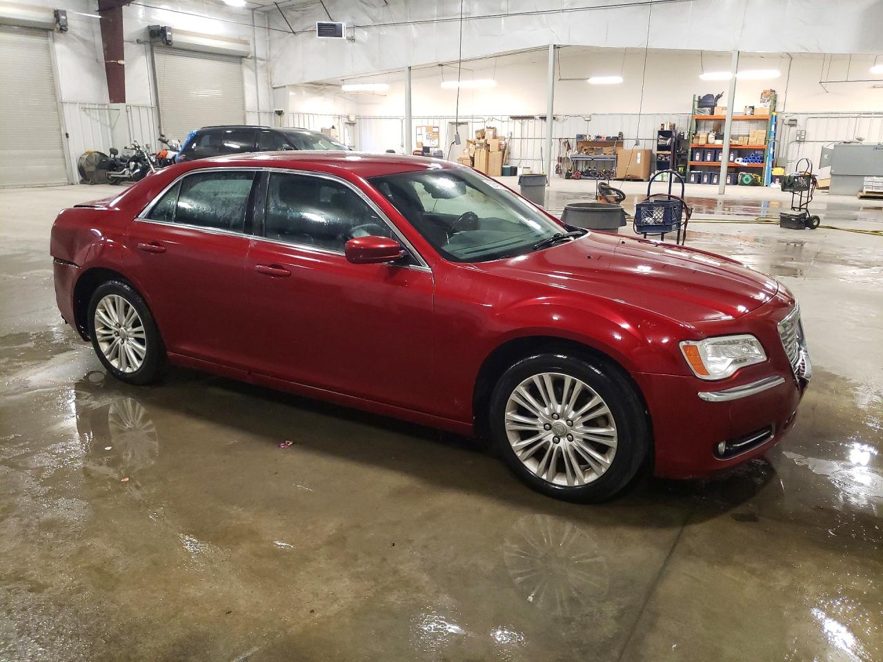 2014 Chrysler 300 Maroon vin: 2C3CCARG7EH352901