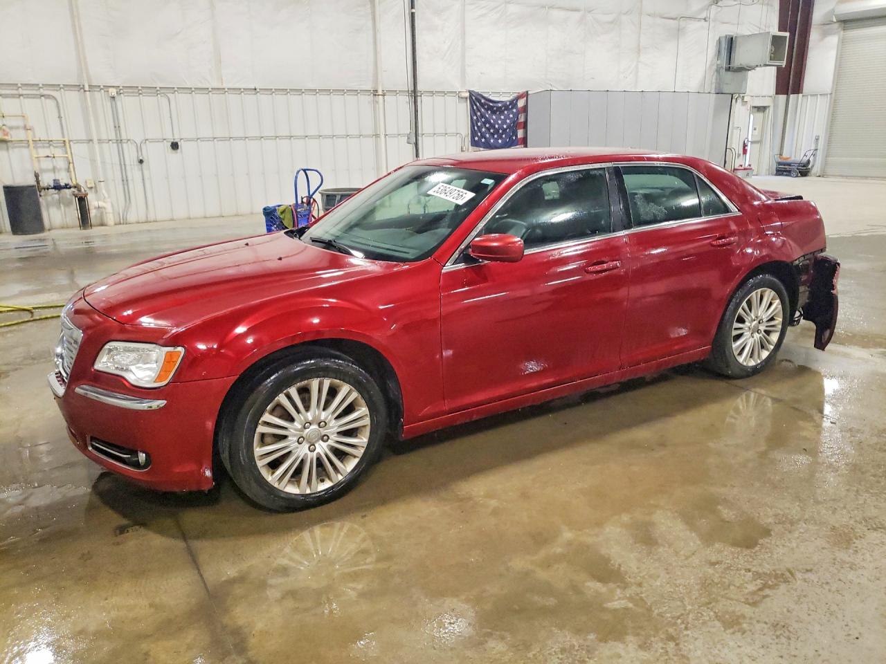 2014 Chrysler 300 Maroon vin: 2C3CCARG7EH352901