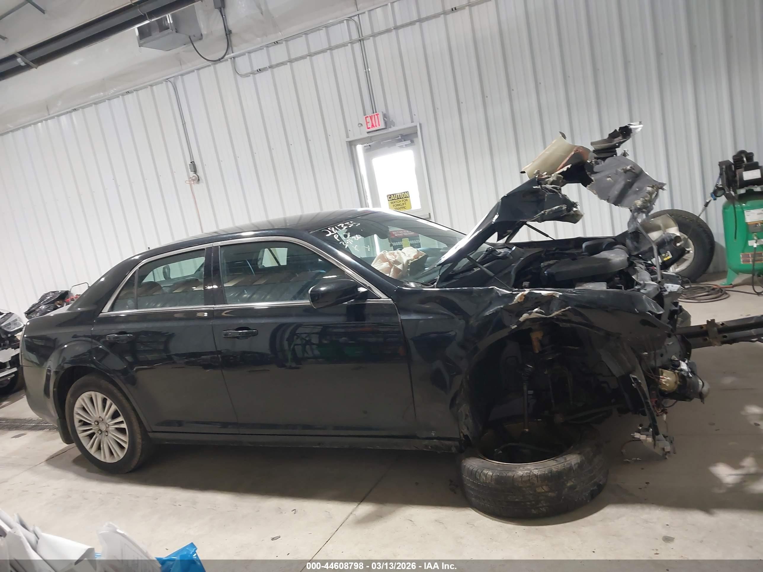 2013 Chrysler 300 Motown Black vin: 2C3CCARG8DH533567